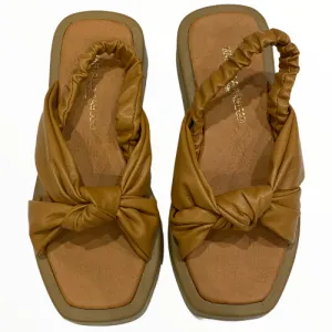 Anatomic tan luxury sandals
