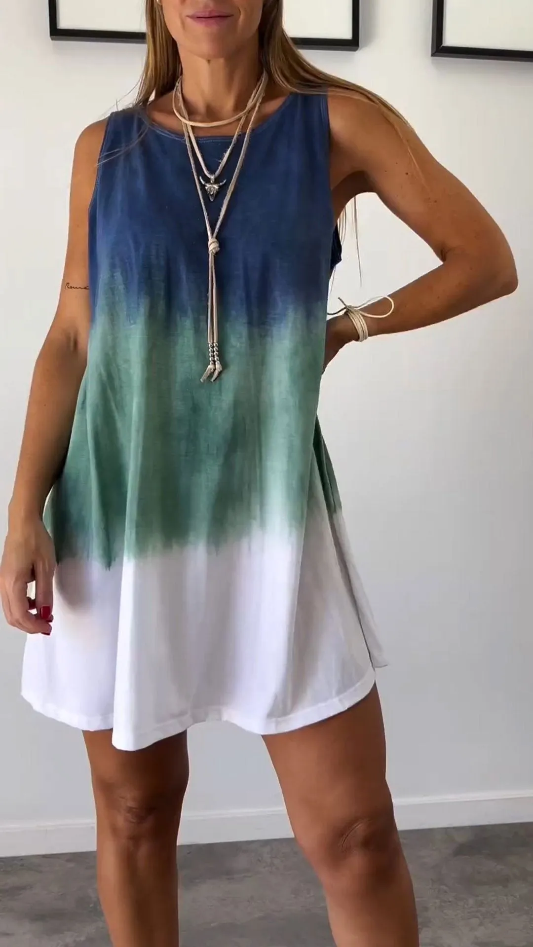 Antonia | Airy A-line summer dress in ombre style