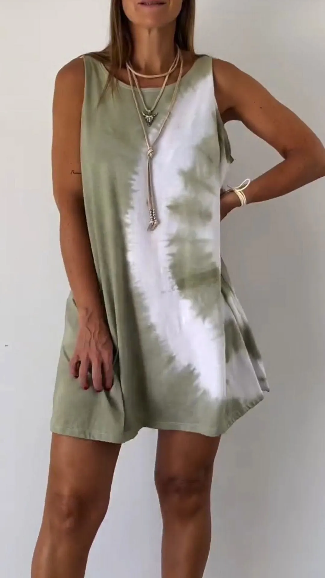 Antonia | Airy A-line summer dress in ombre style