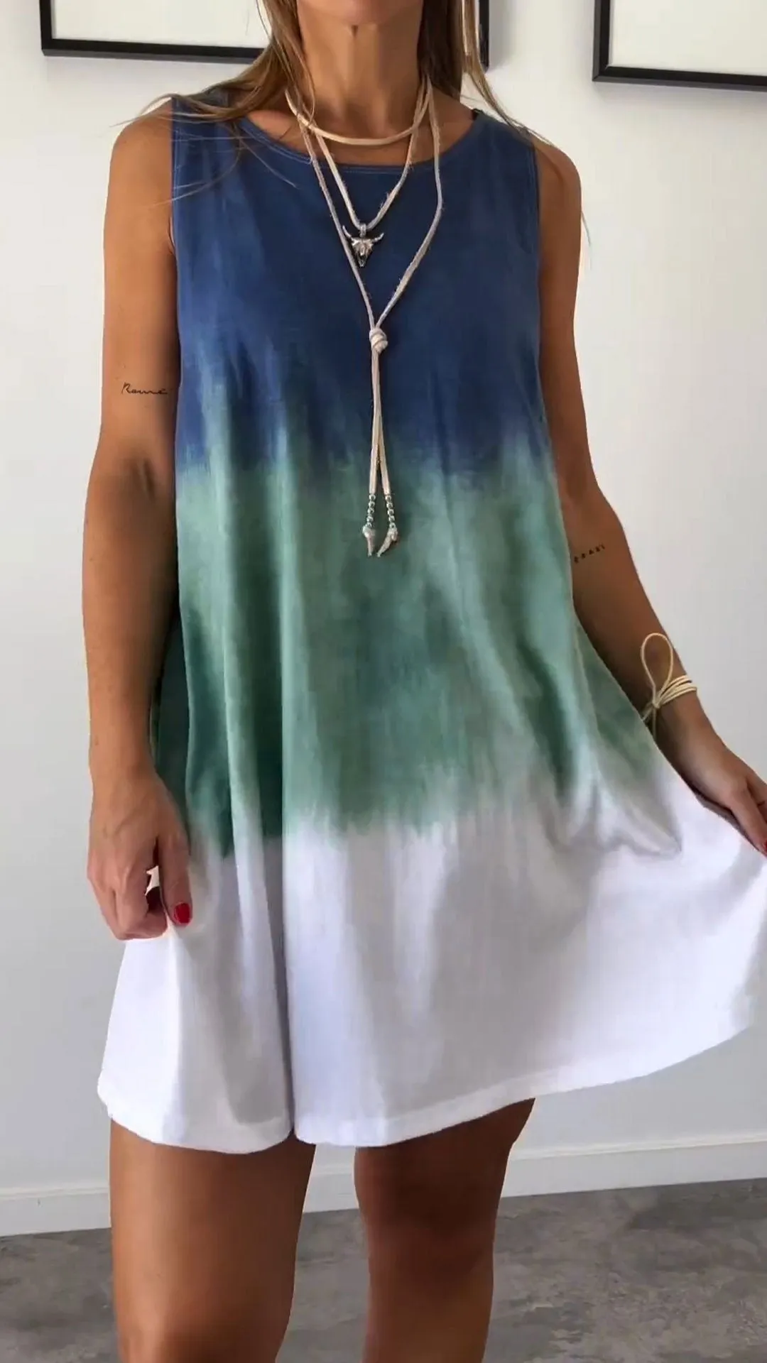 Antonia | Airy A-line summer dress in ombre style