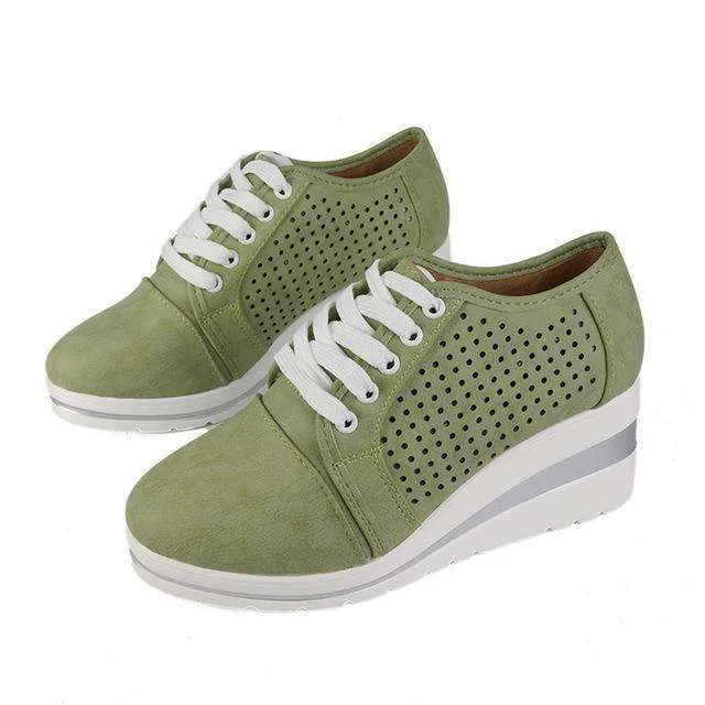 Breathable wedge heel trainers