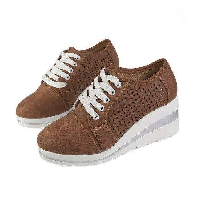 Breathable wedge heel trainers