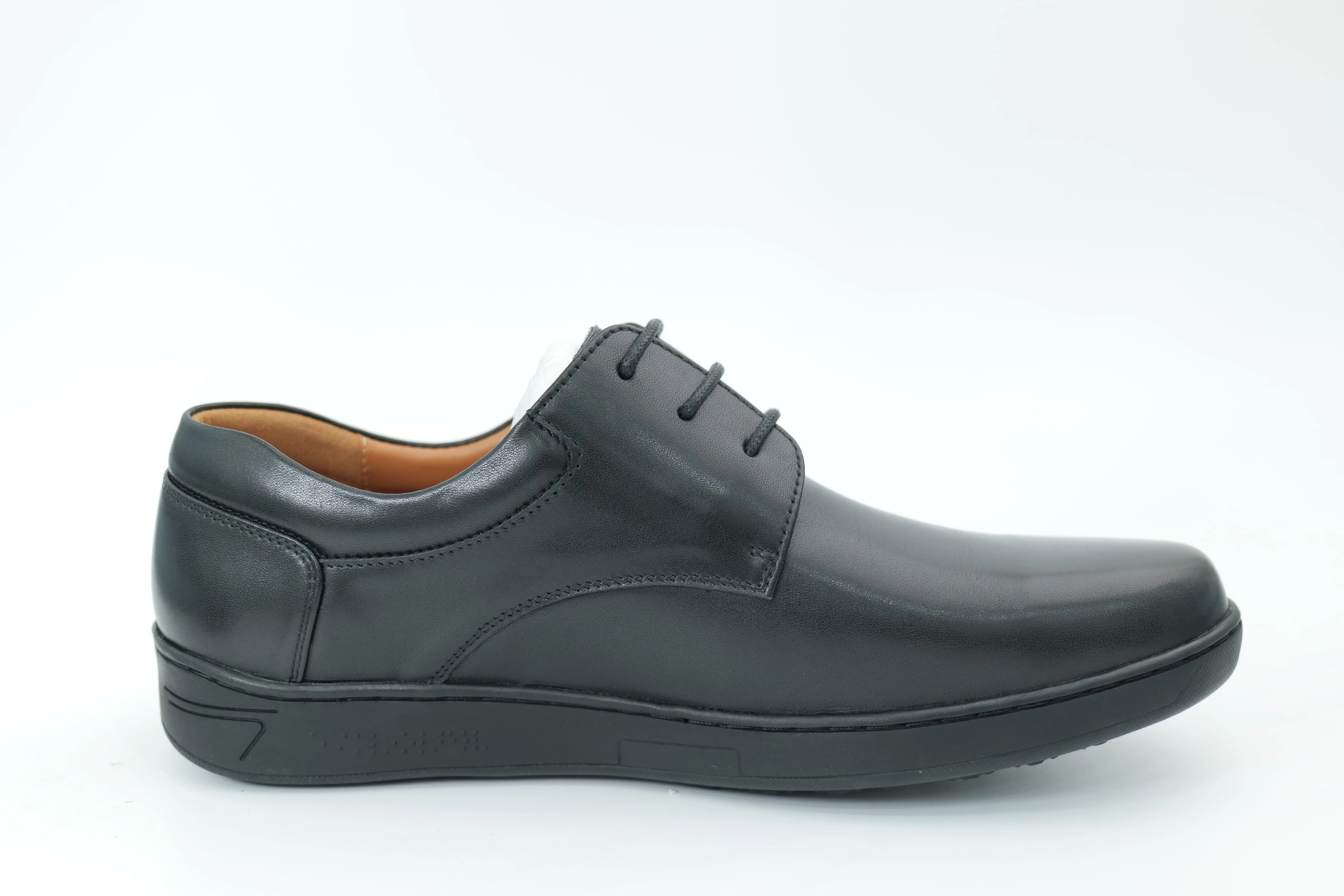 Casual shoes