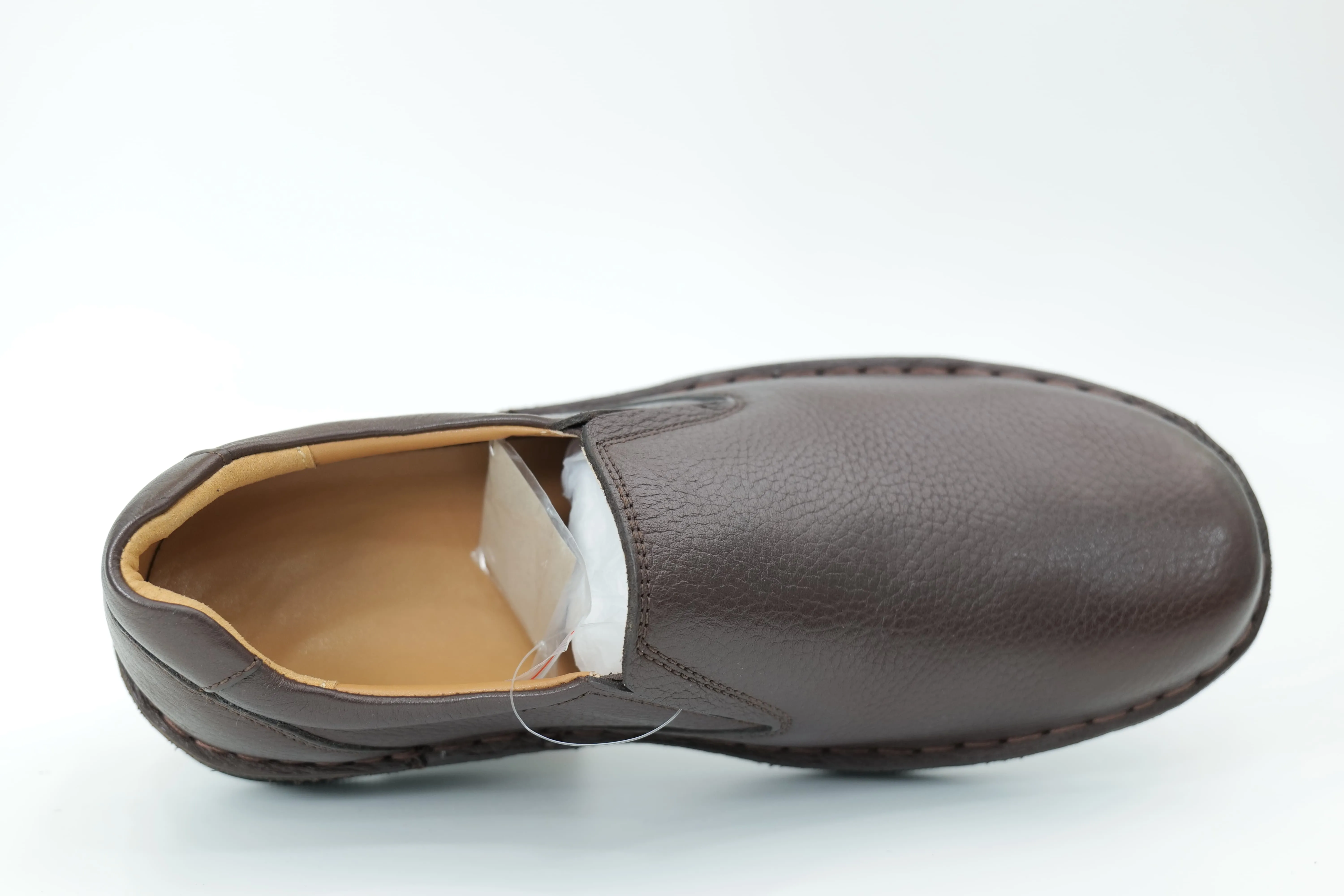 Casual shoes