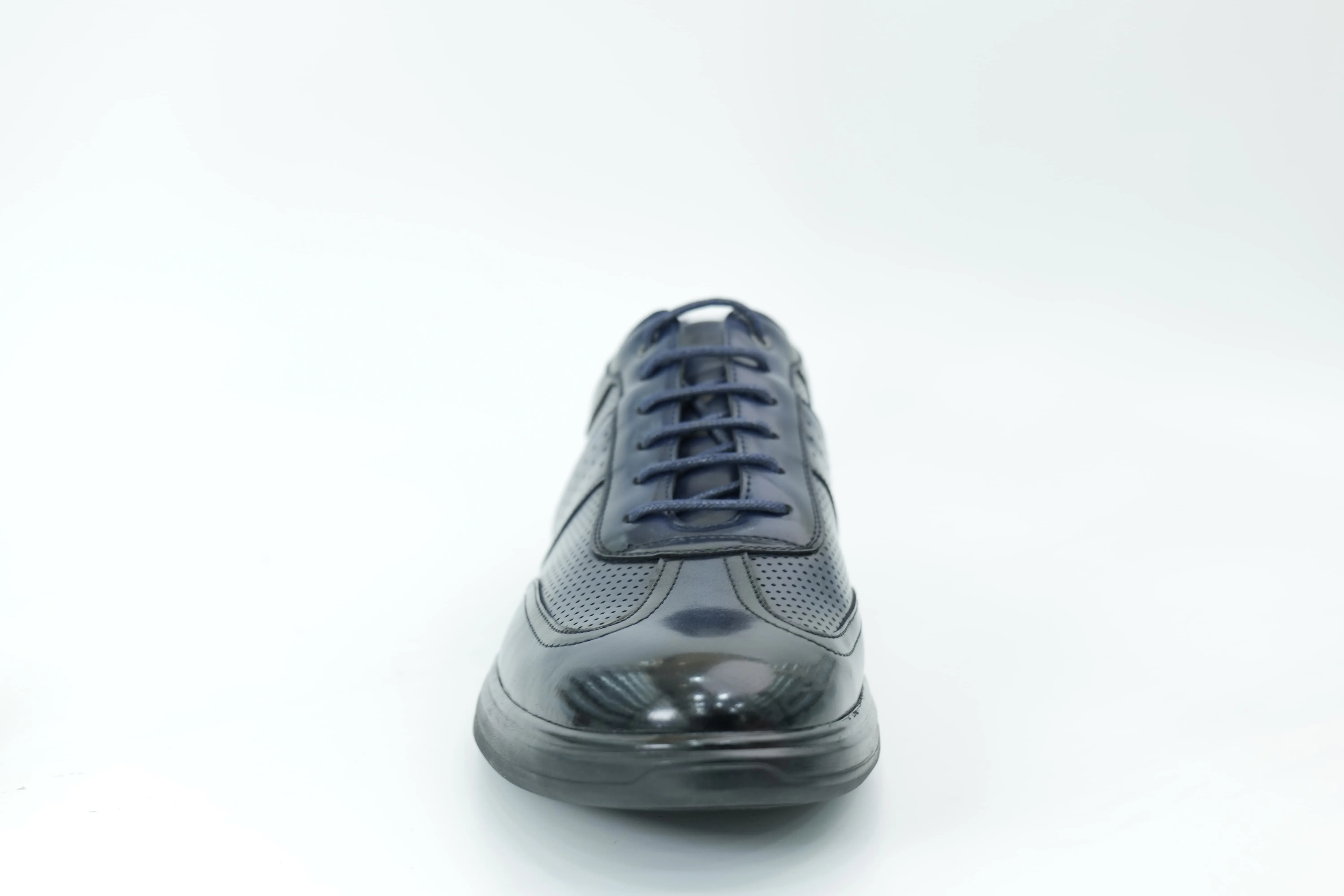 Casual shoes