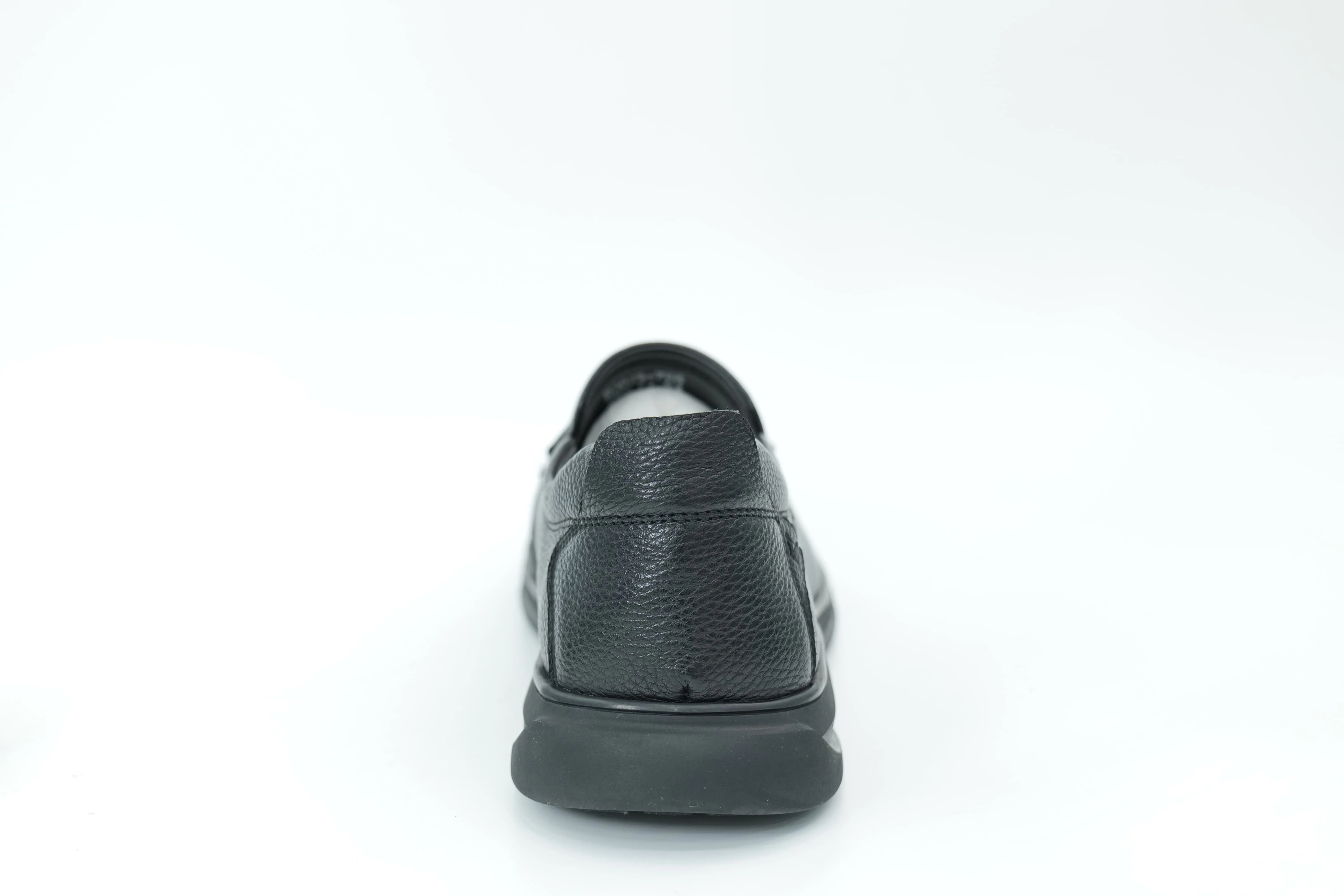 Casual shoes