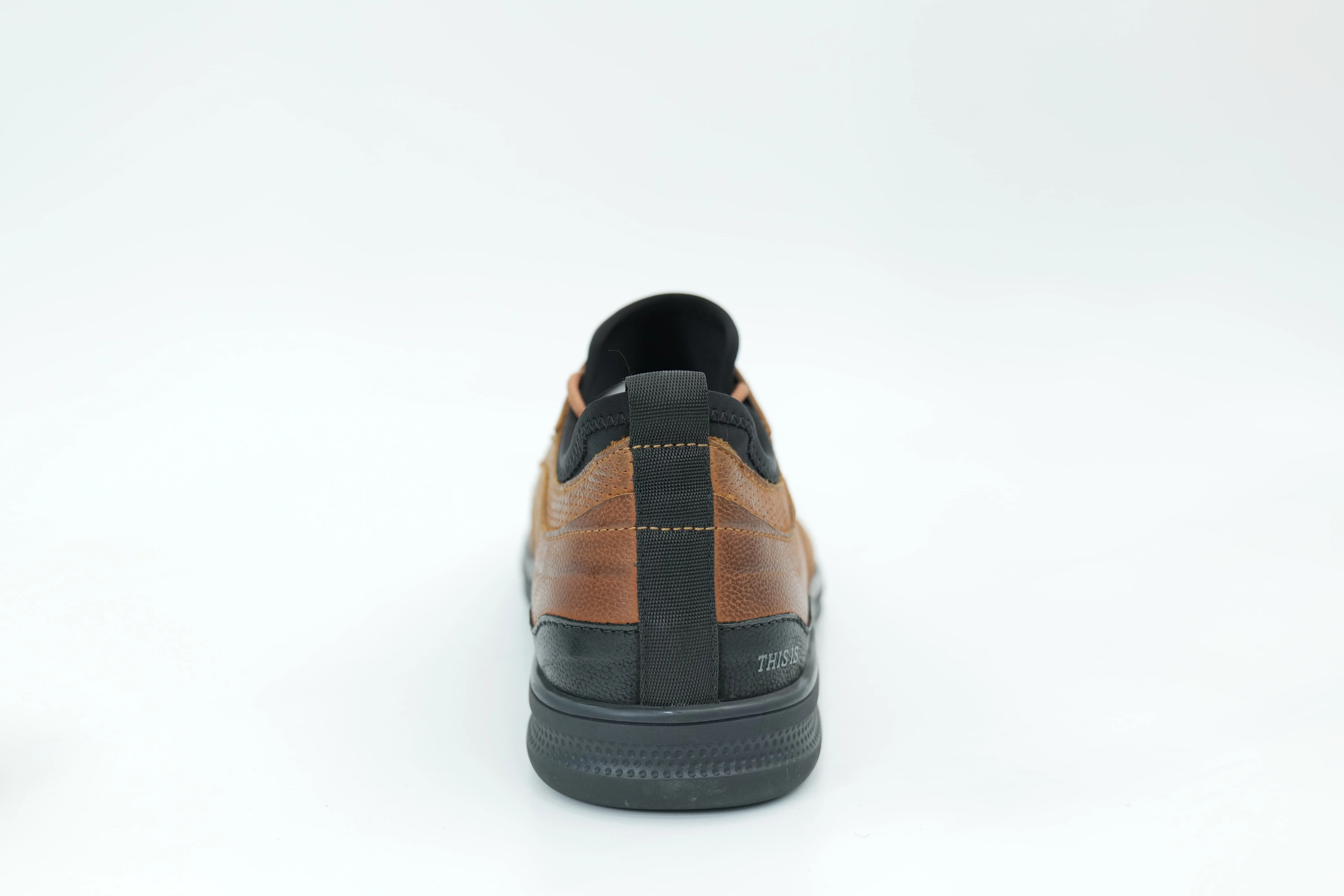 Casual shoes