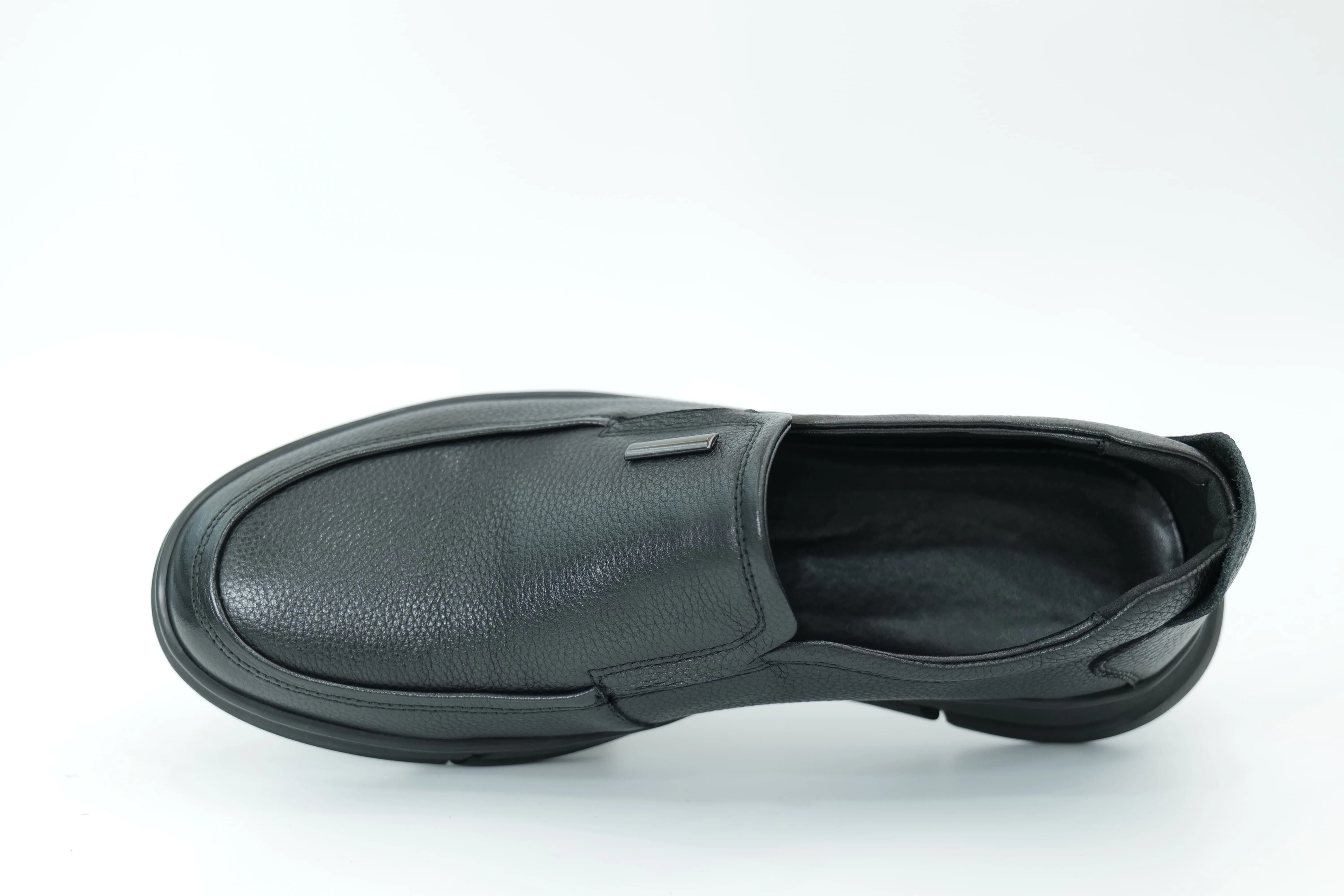 Casual shoes
