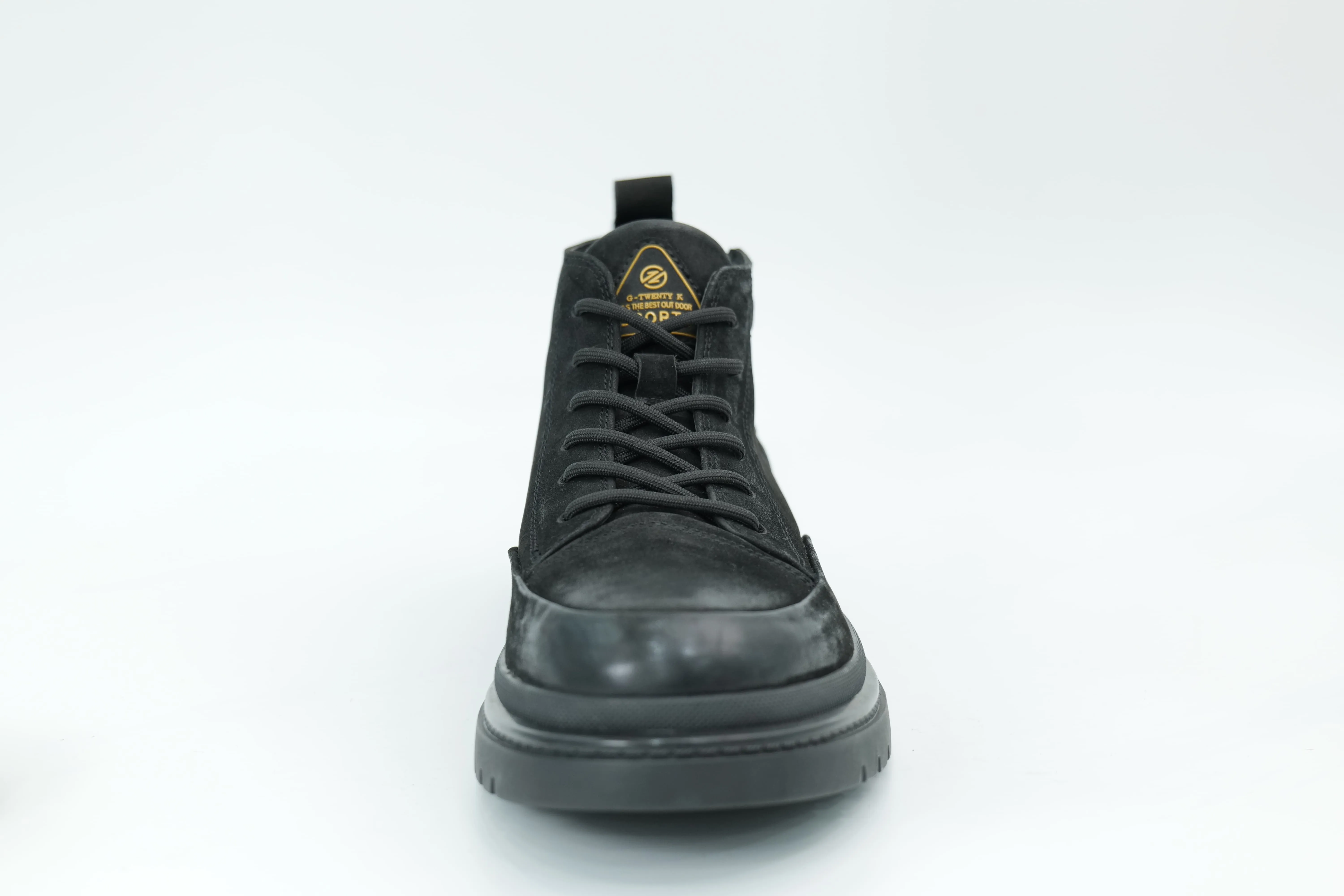 Casual shoes