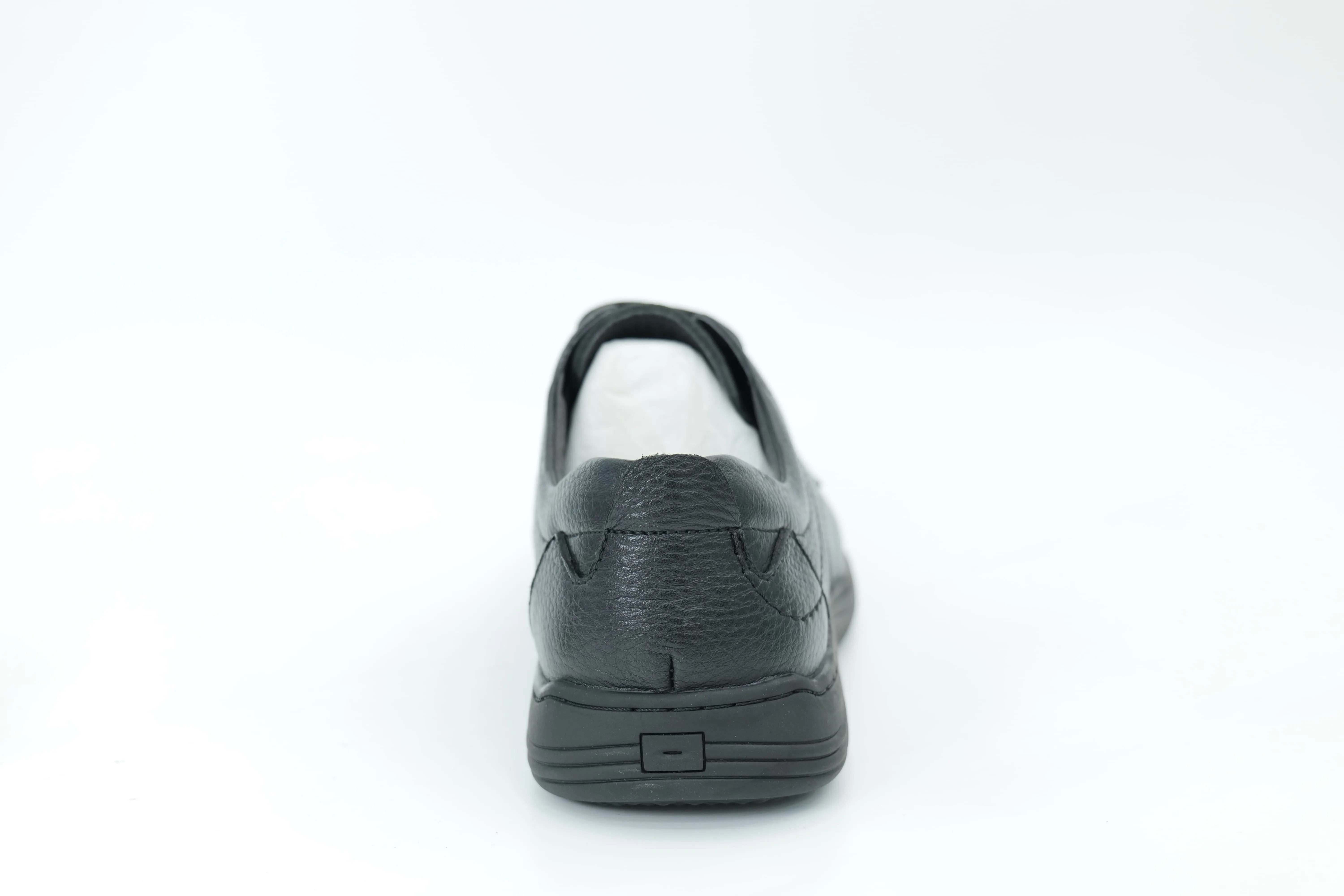 Casual shoes