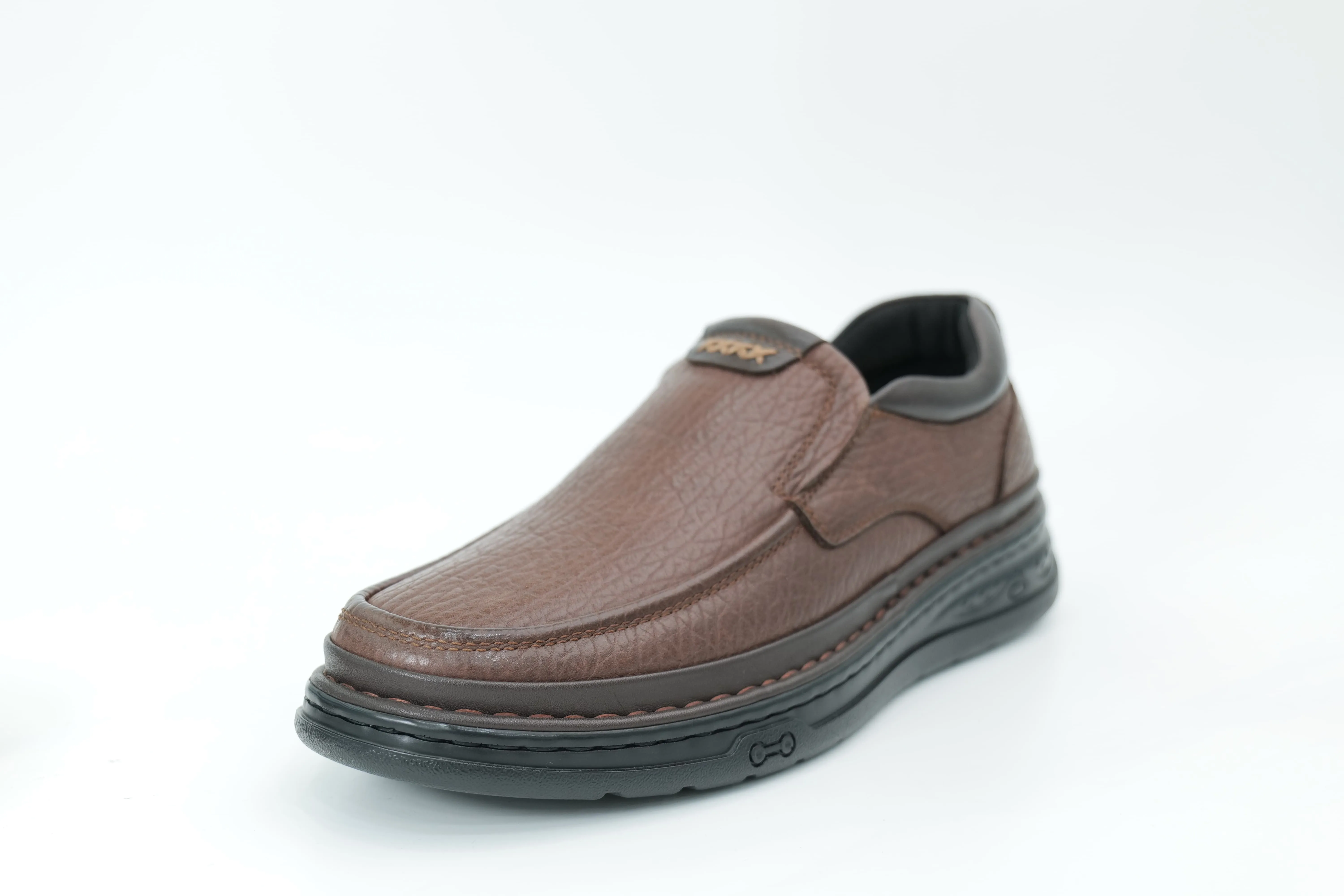 Casual shoes