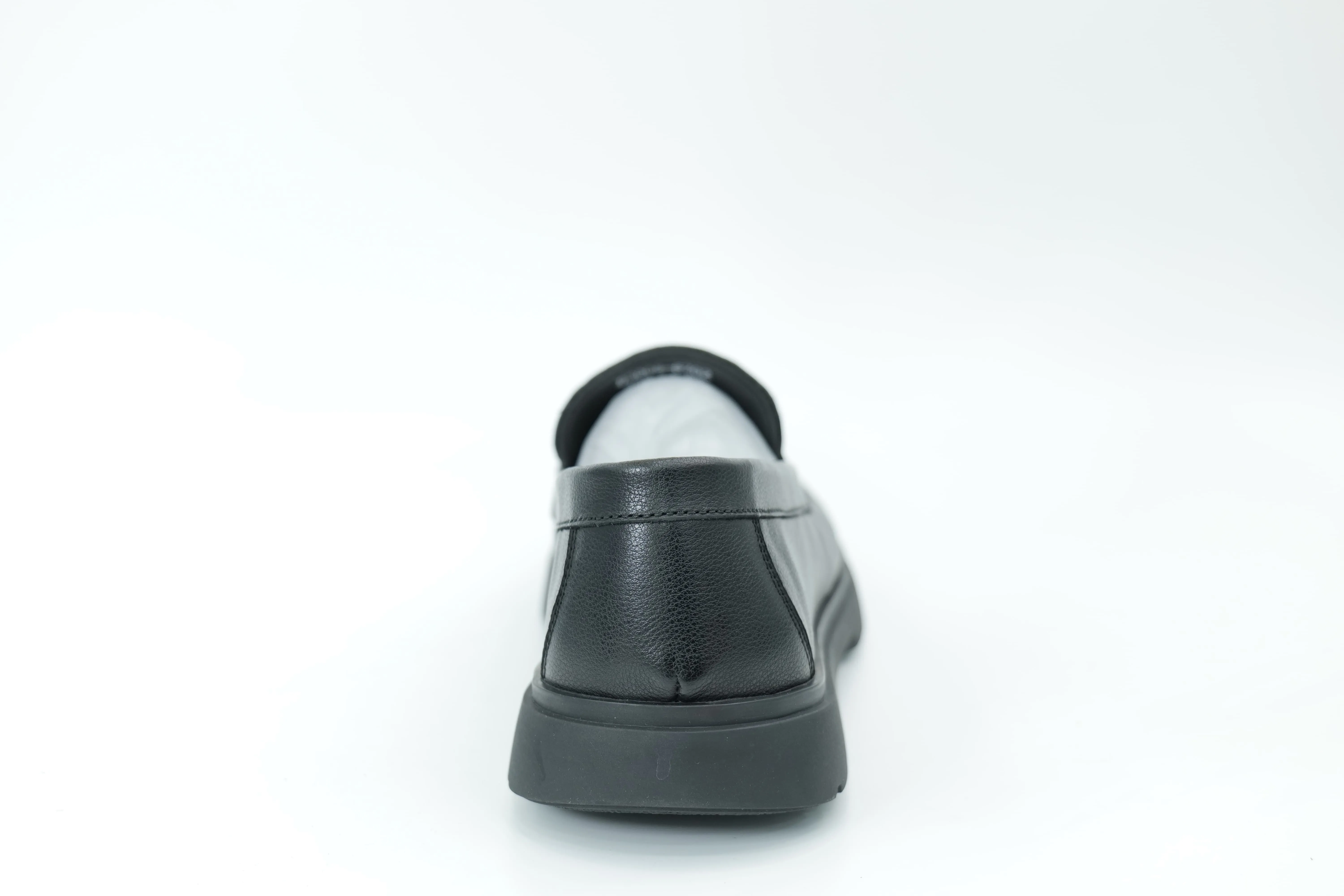 Casual shoes