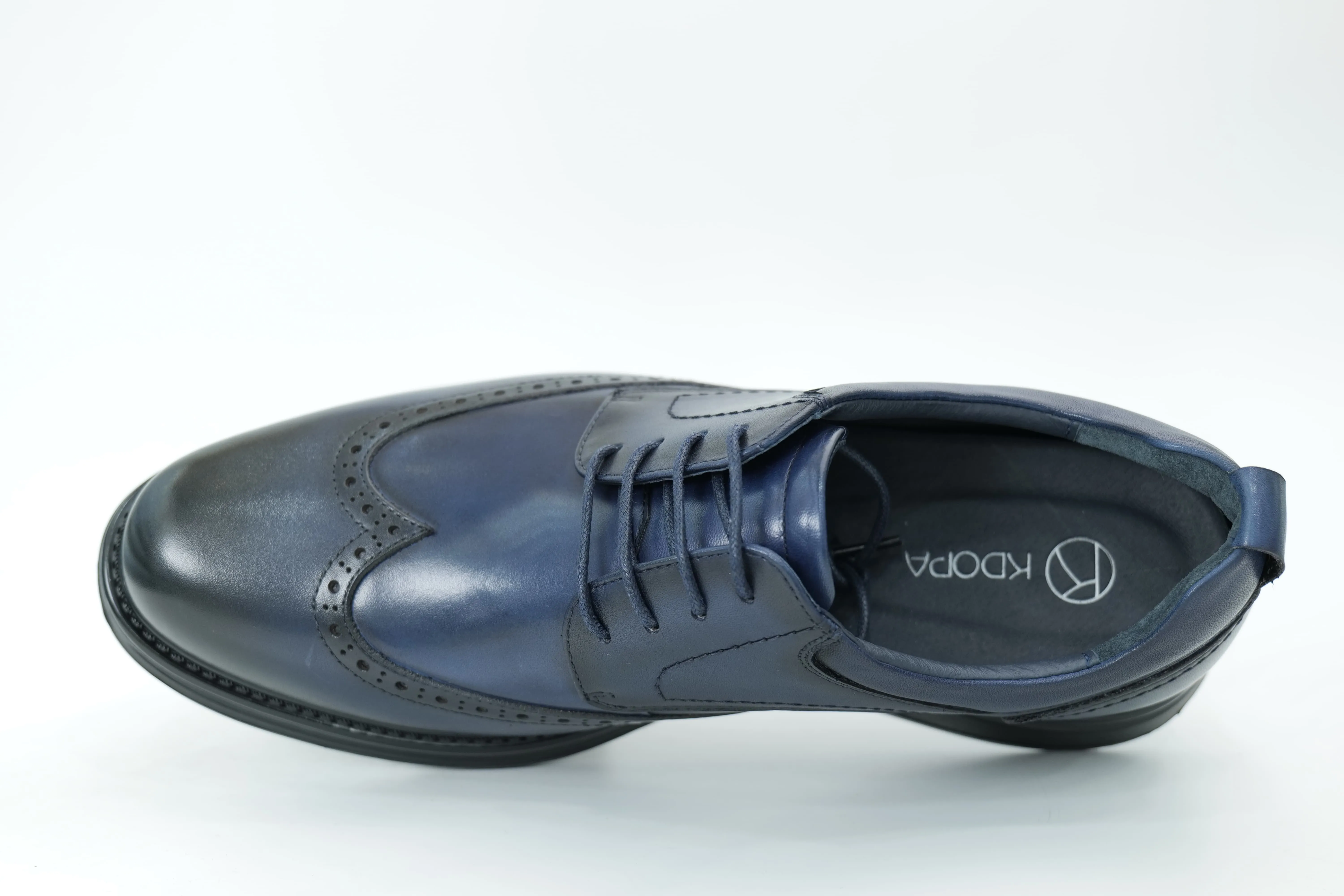 Casual shoes