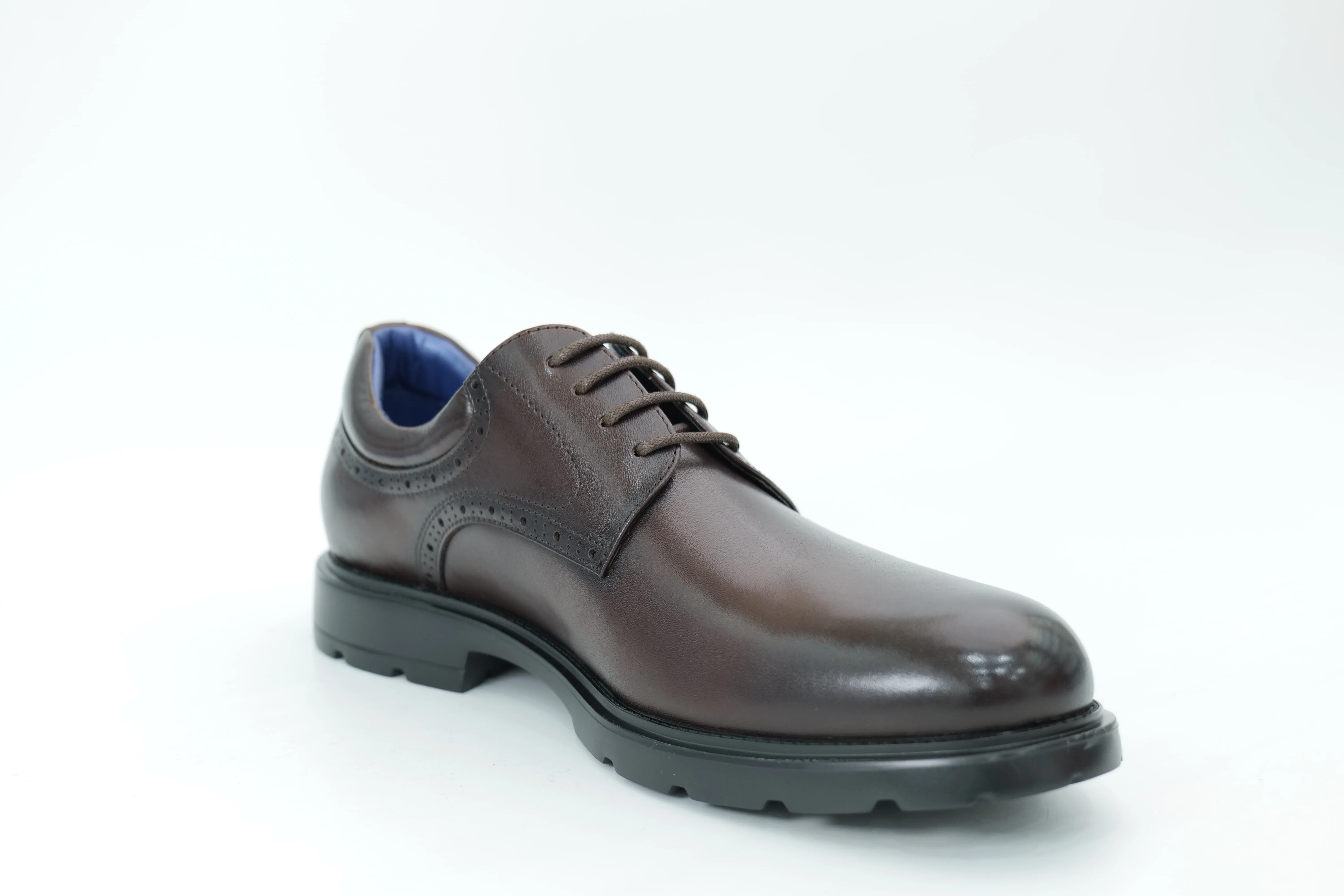 Casual shoes