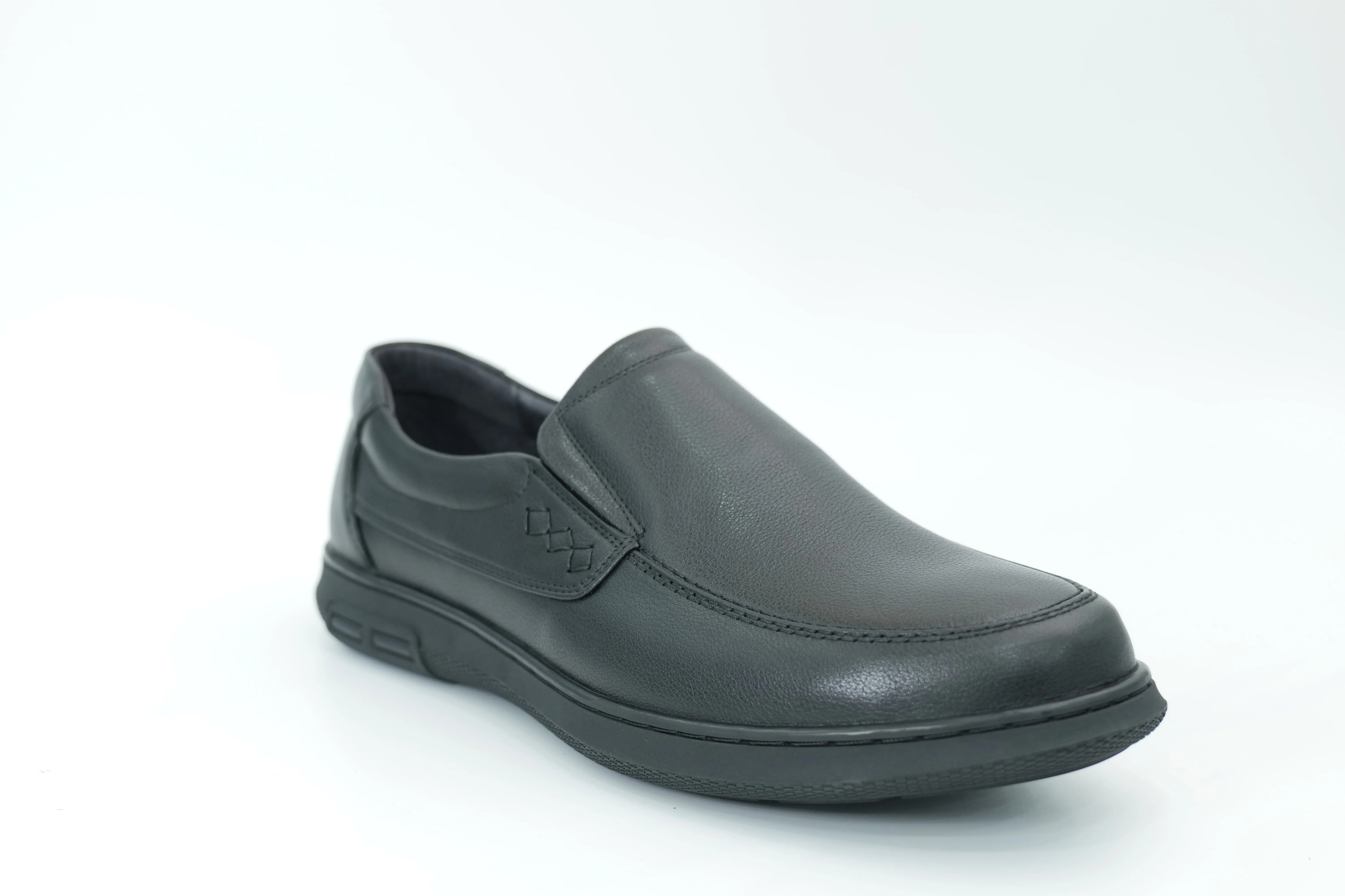 Casual shoes