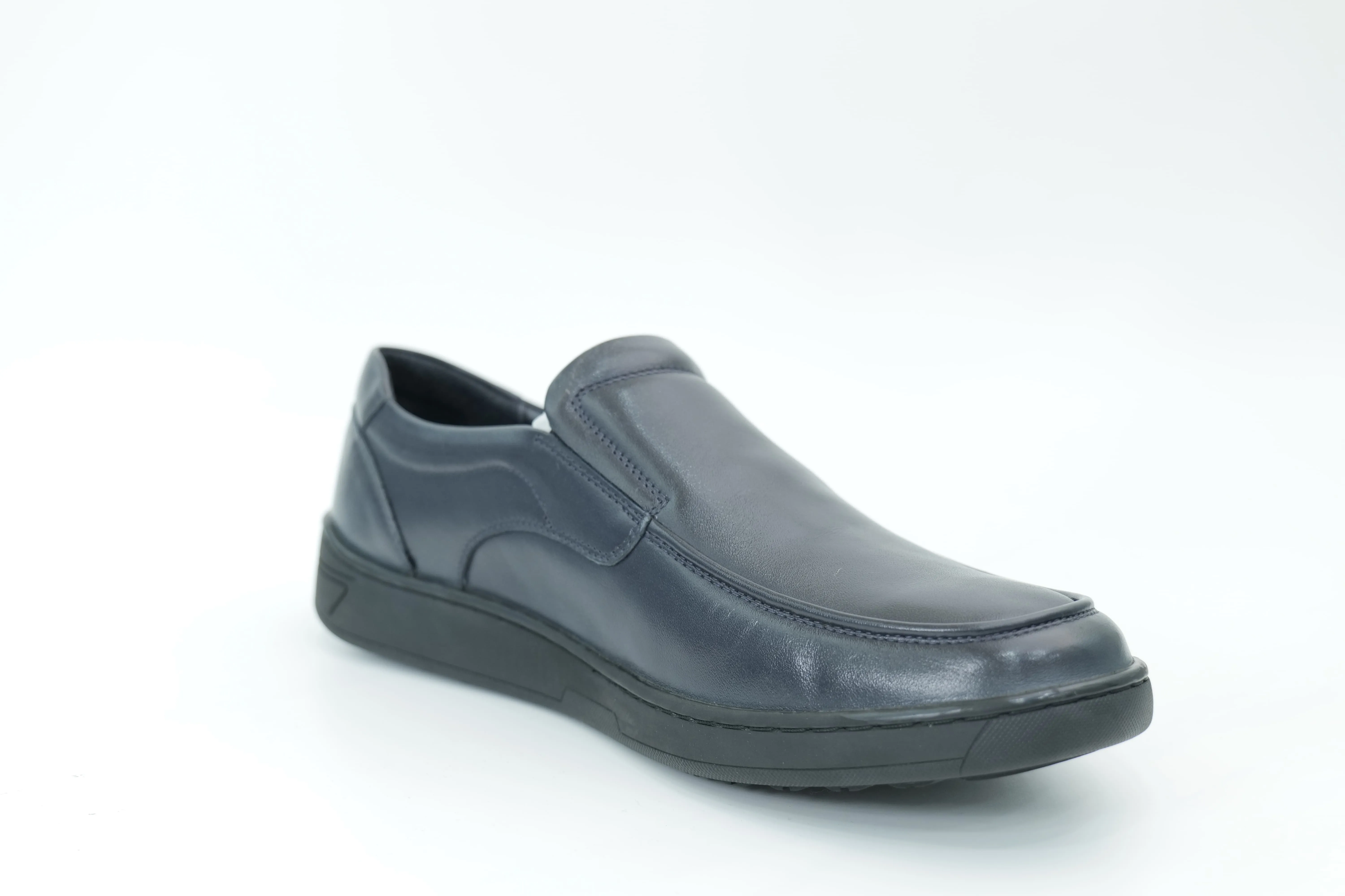 Casual shoes