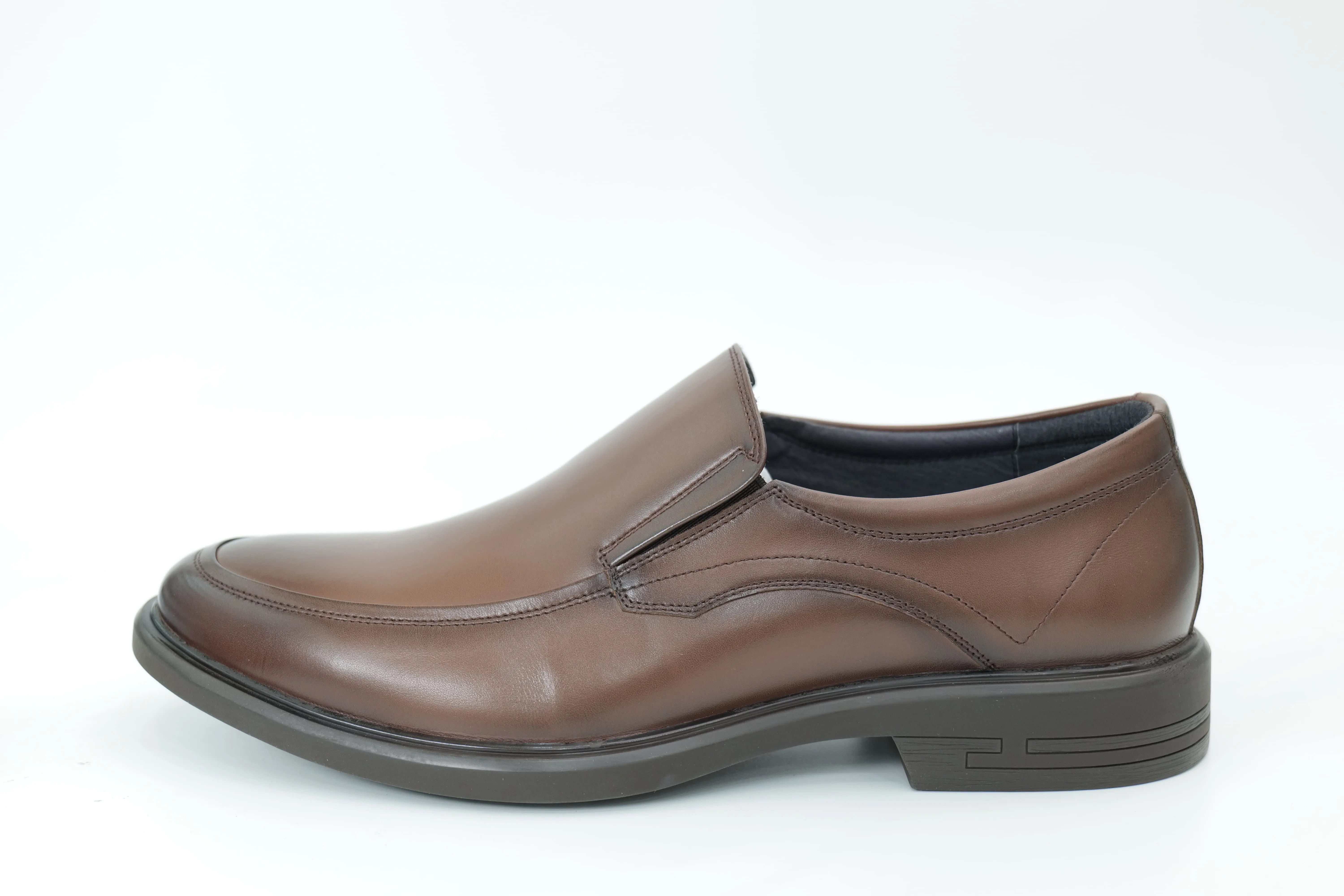 Casual shoes