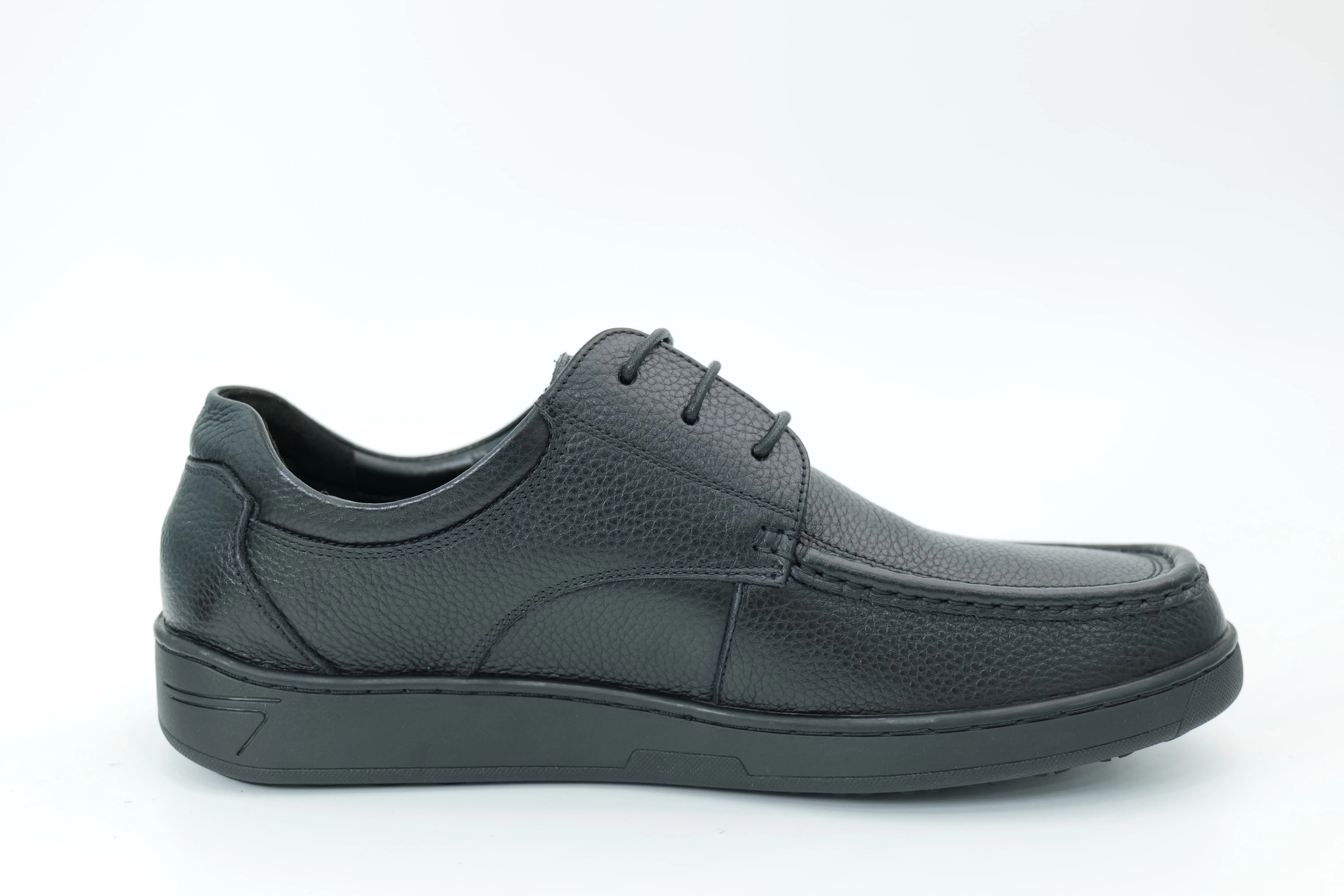 Casual shoes