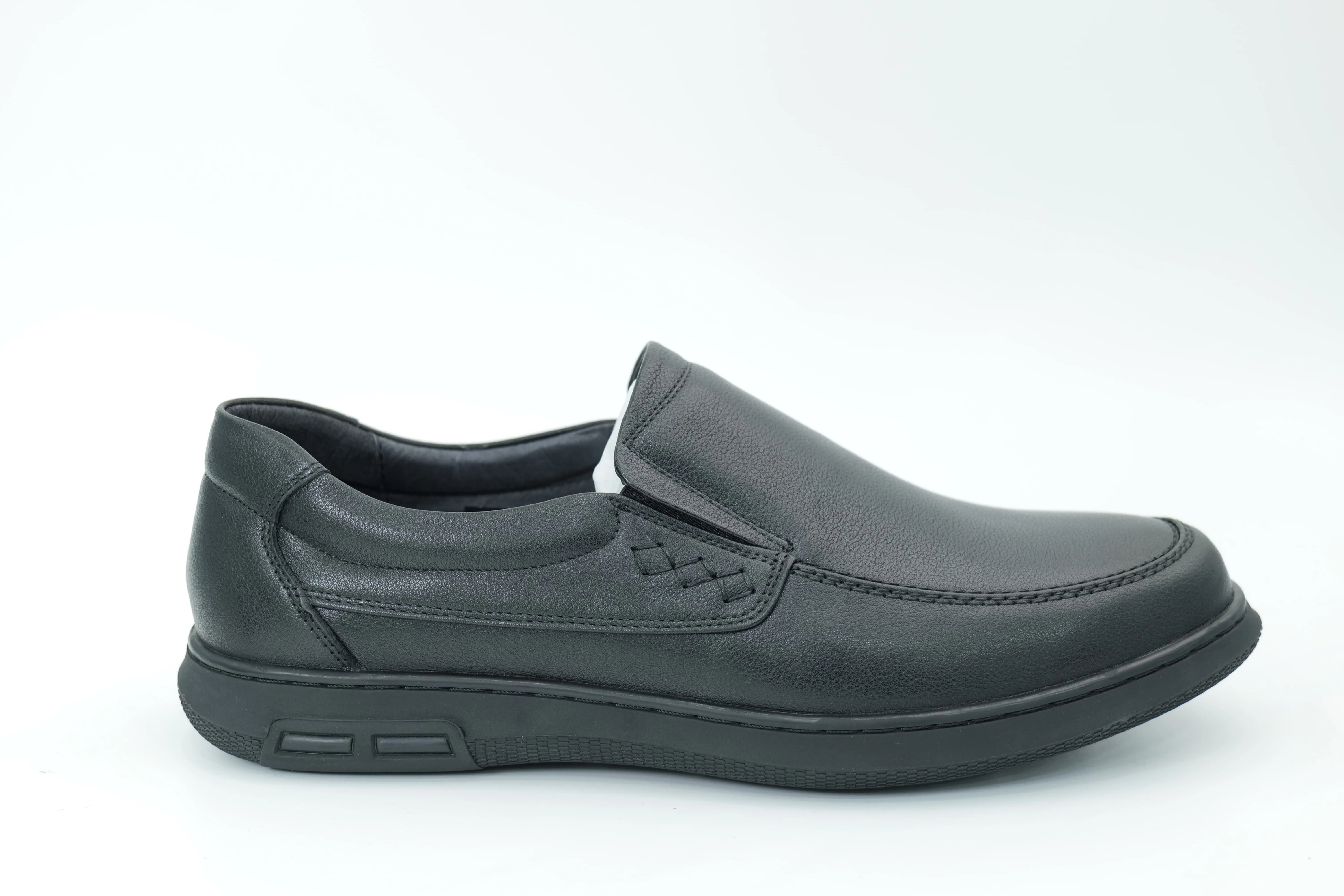 Casual shoes