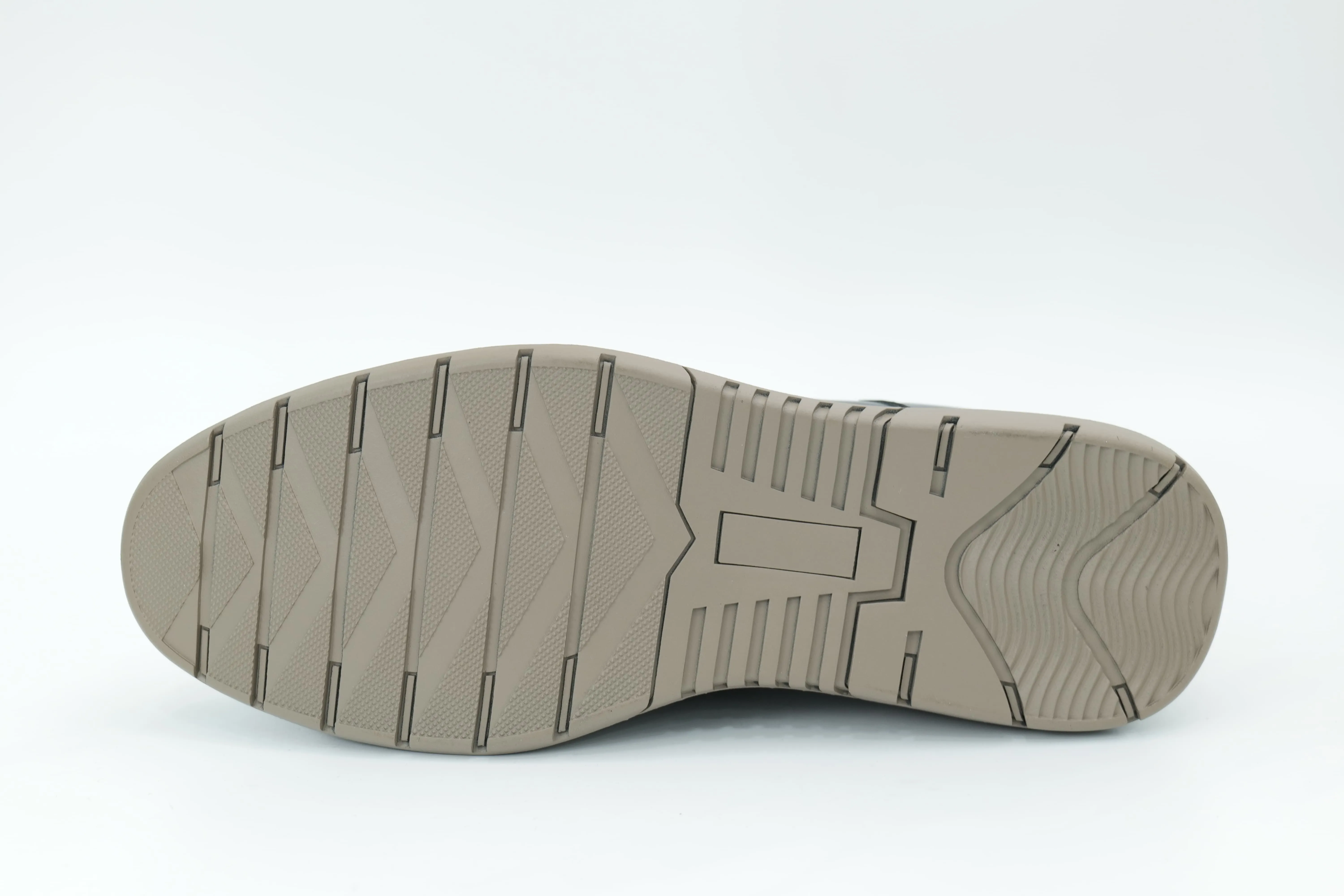 Casual shoes