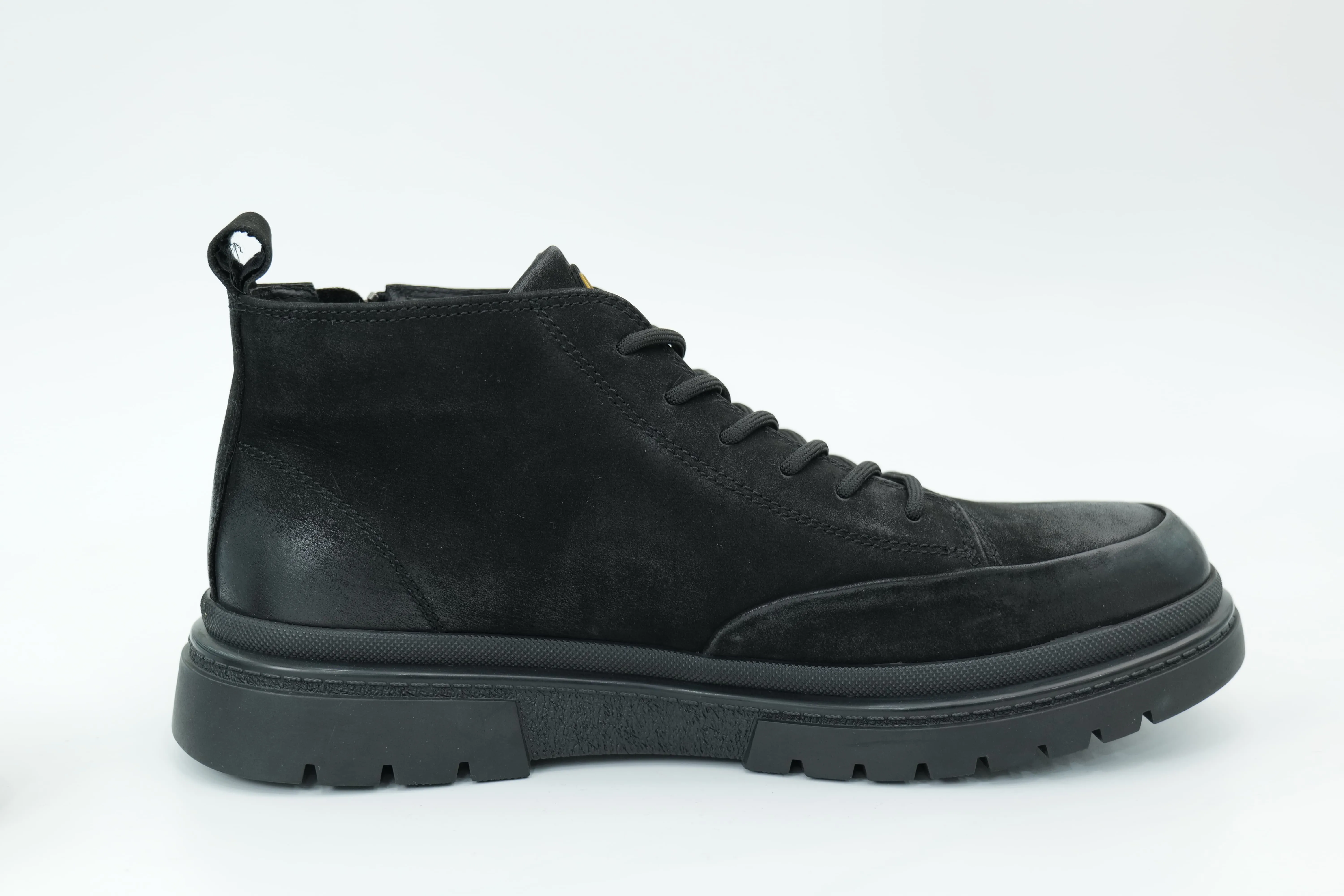 Casual shoes