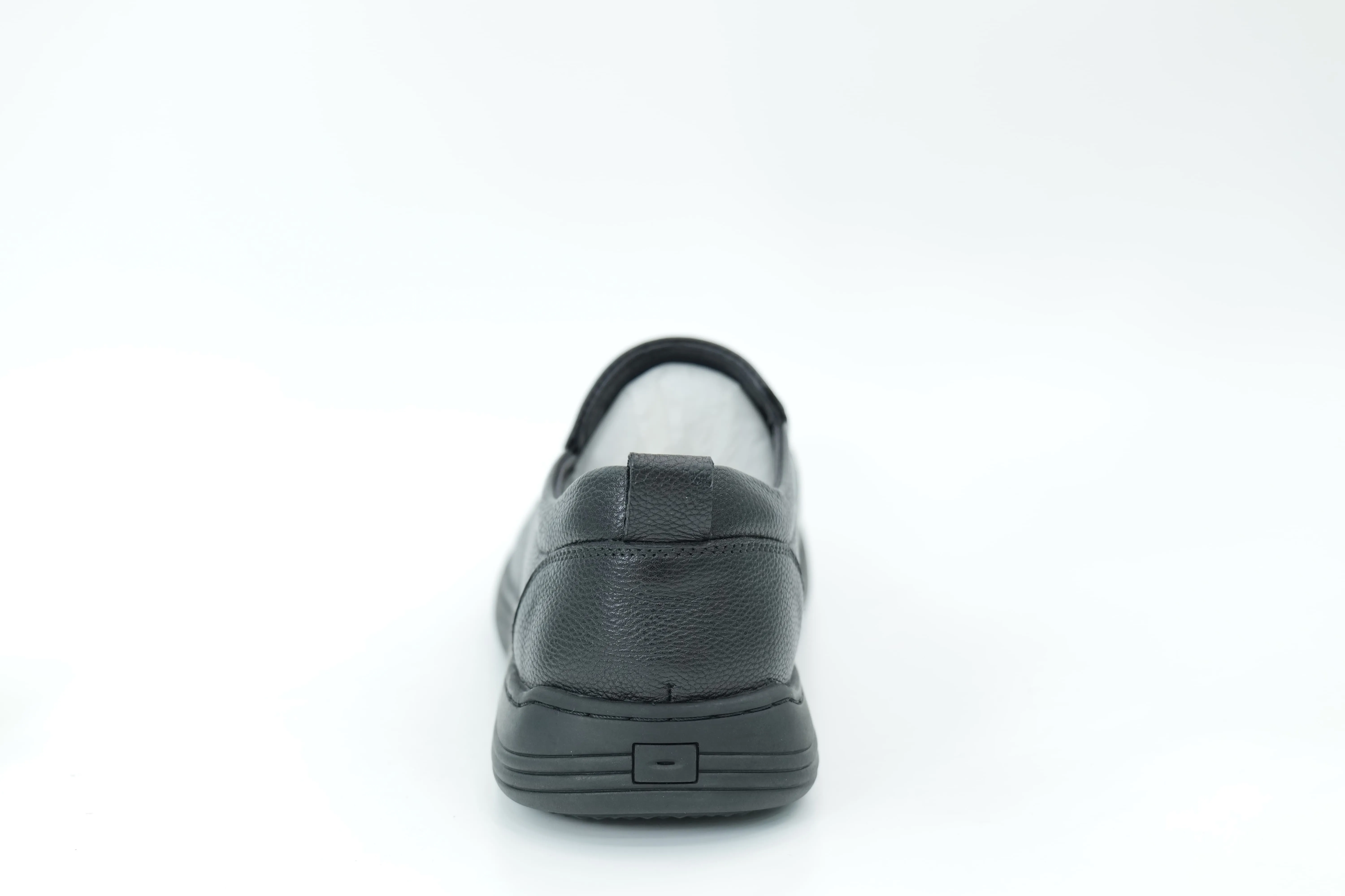 Casual shoes