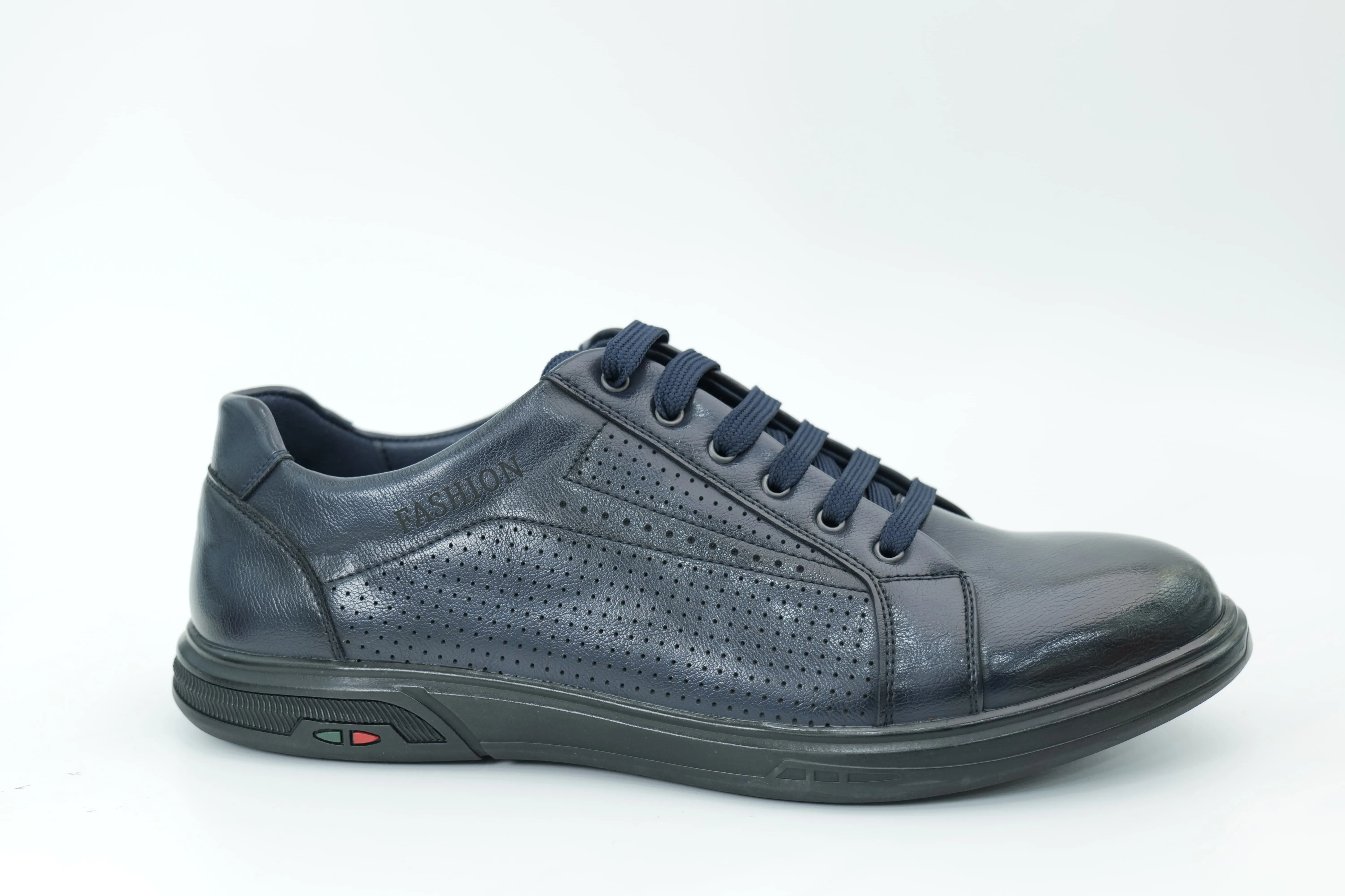 Casual shoes