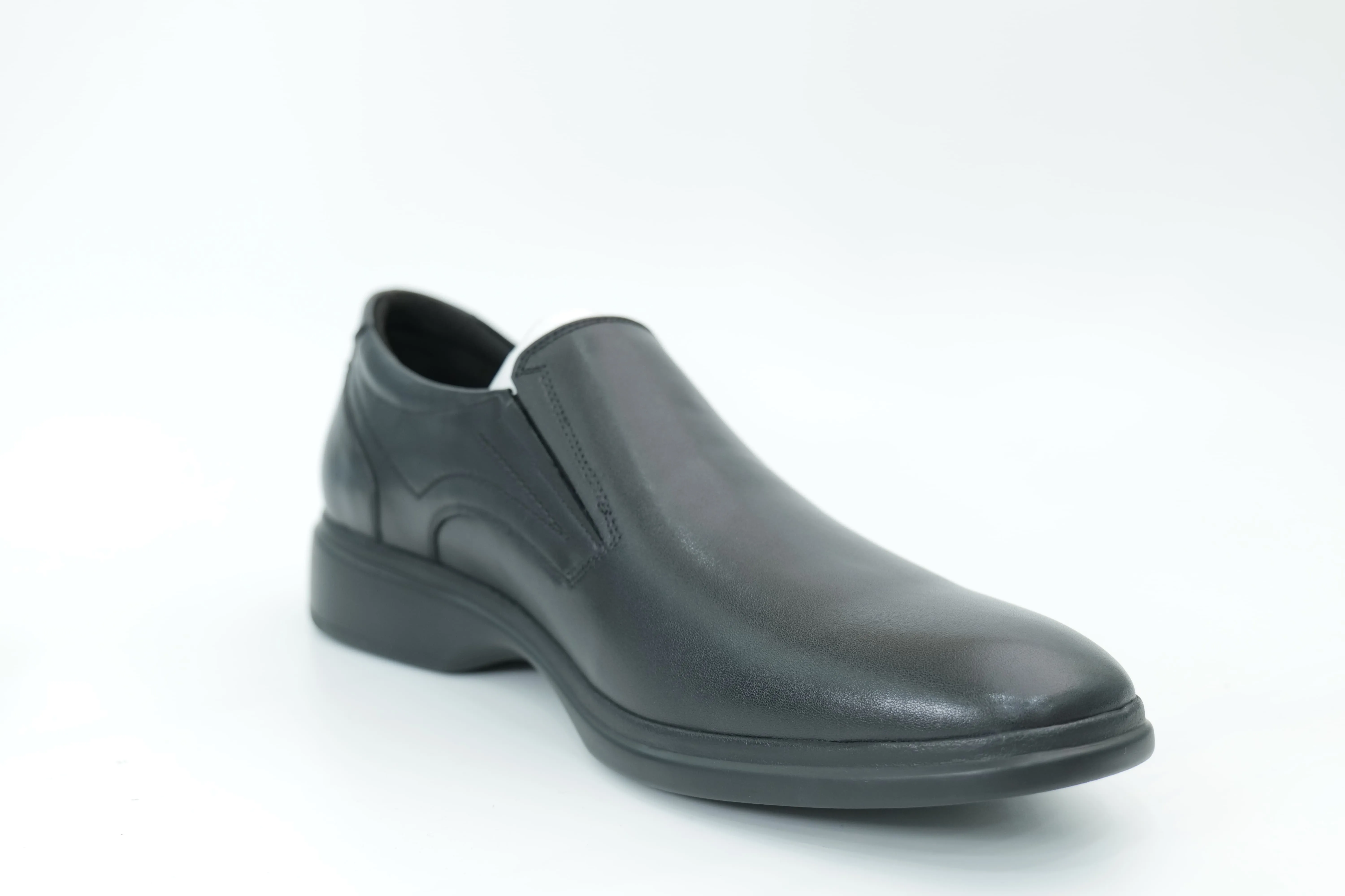 Casual shoes