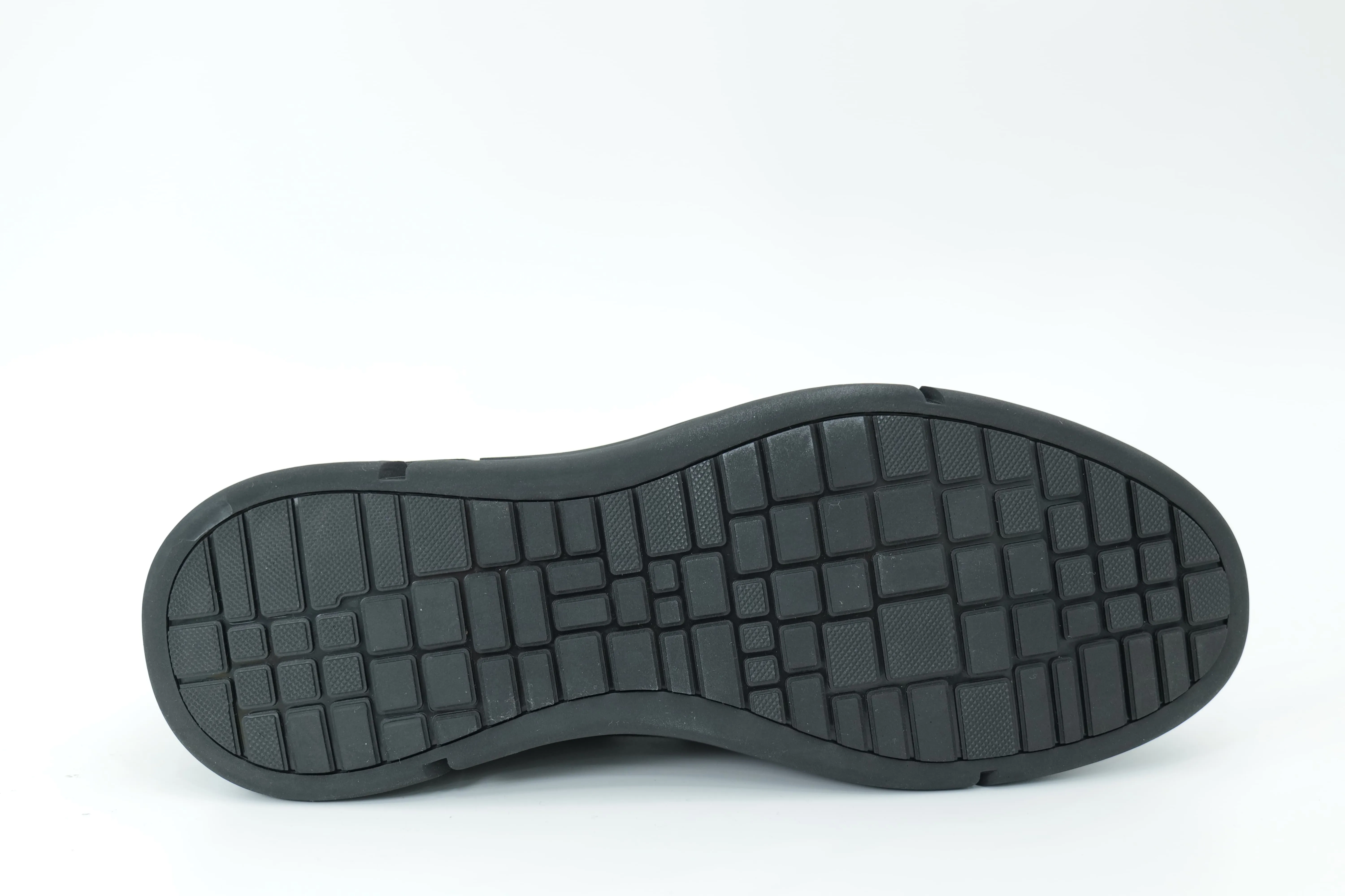 Casual shoes