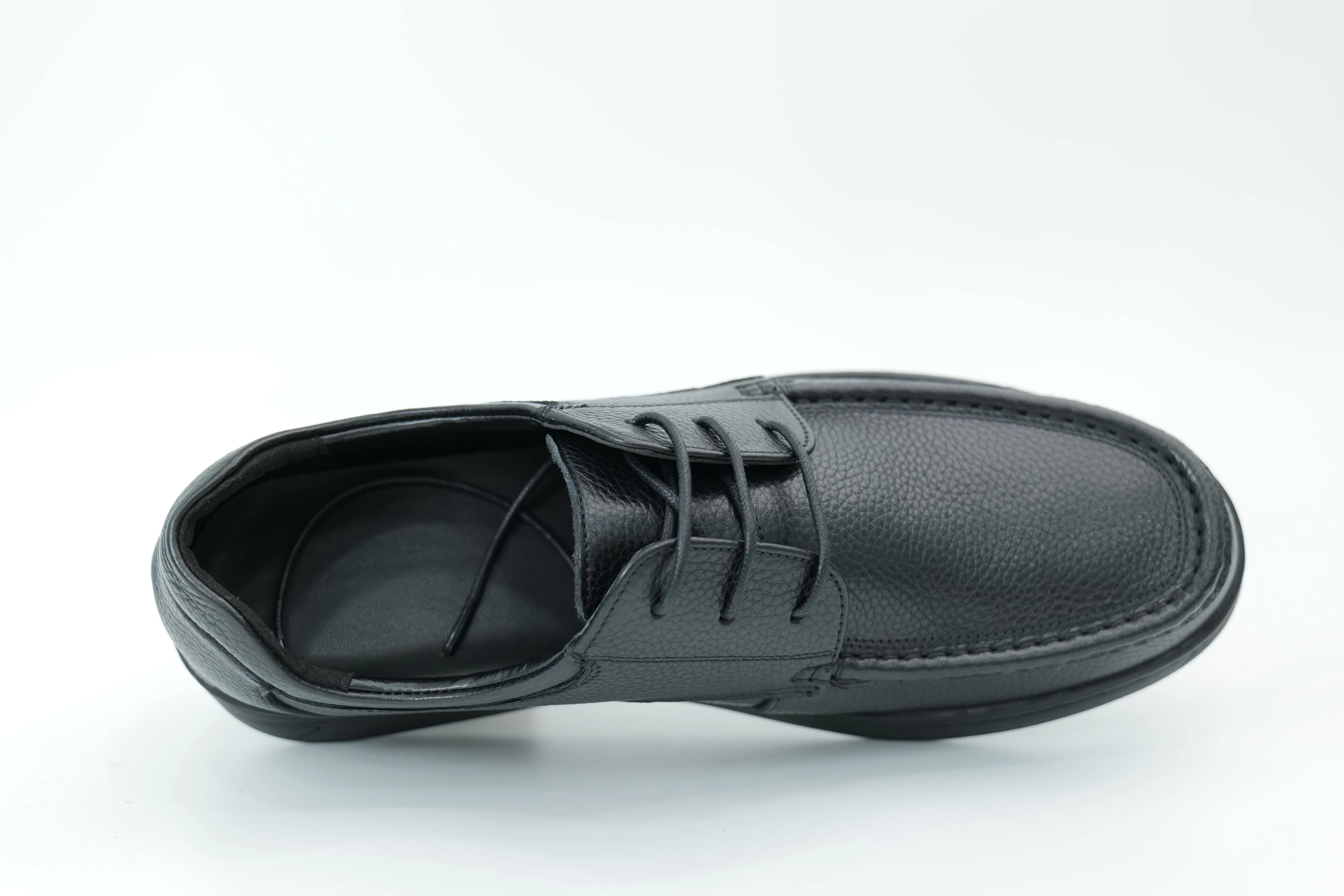 Casual shoes