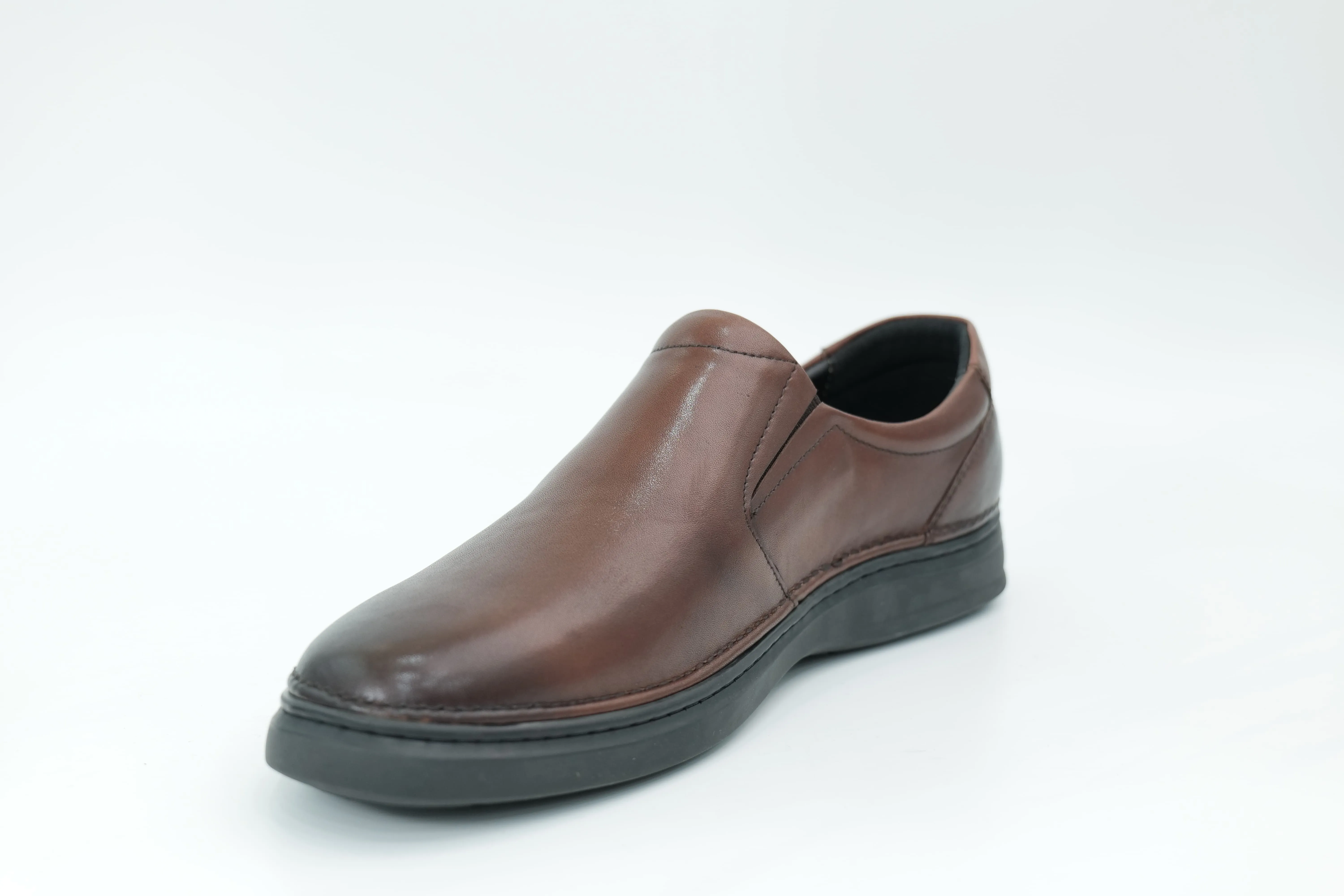 Casual shoes