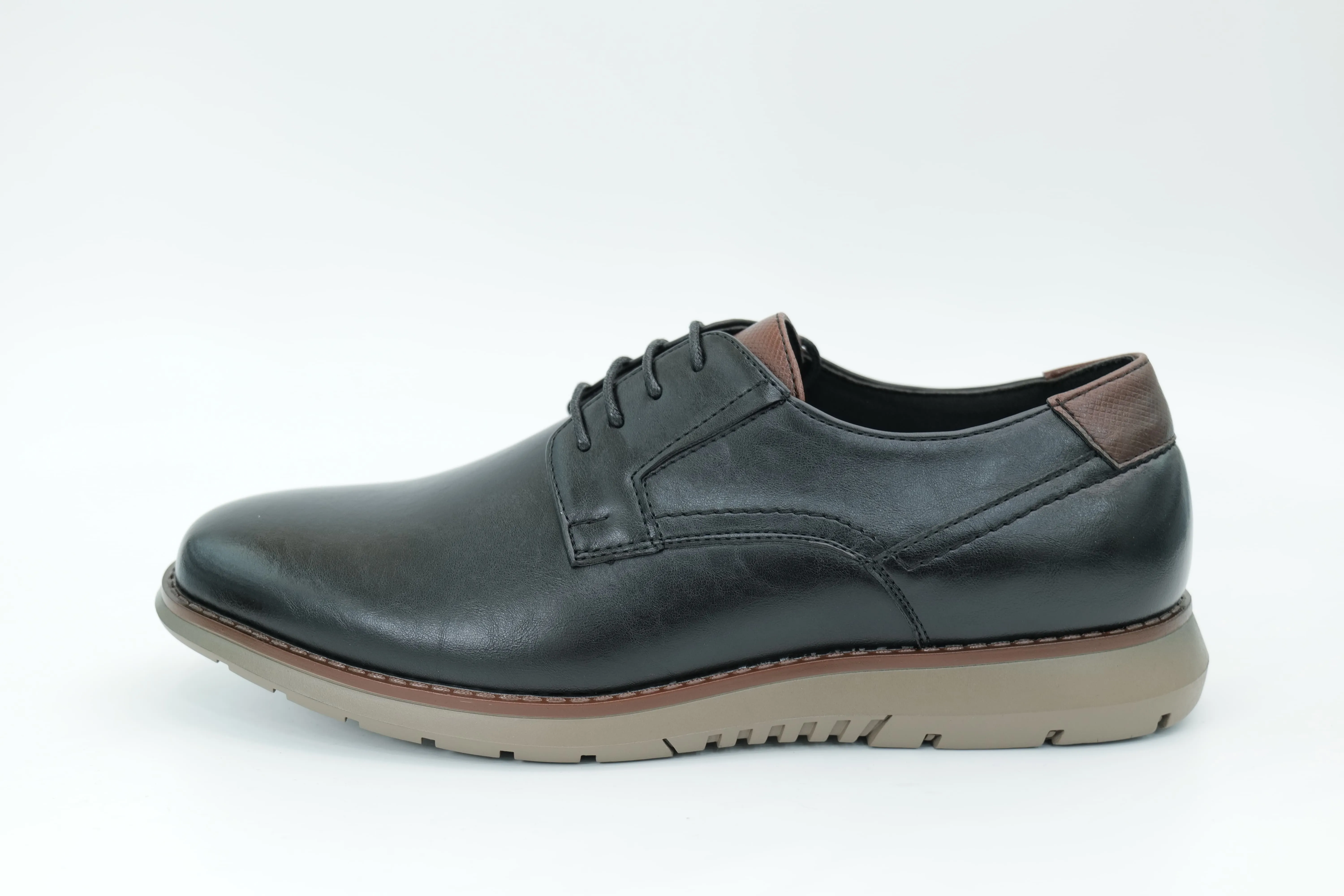 Casual shoes