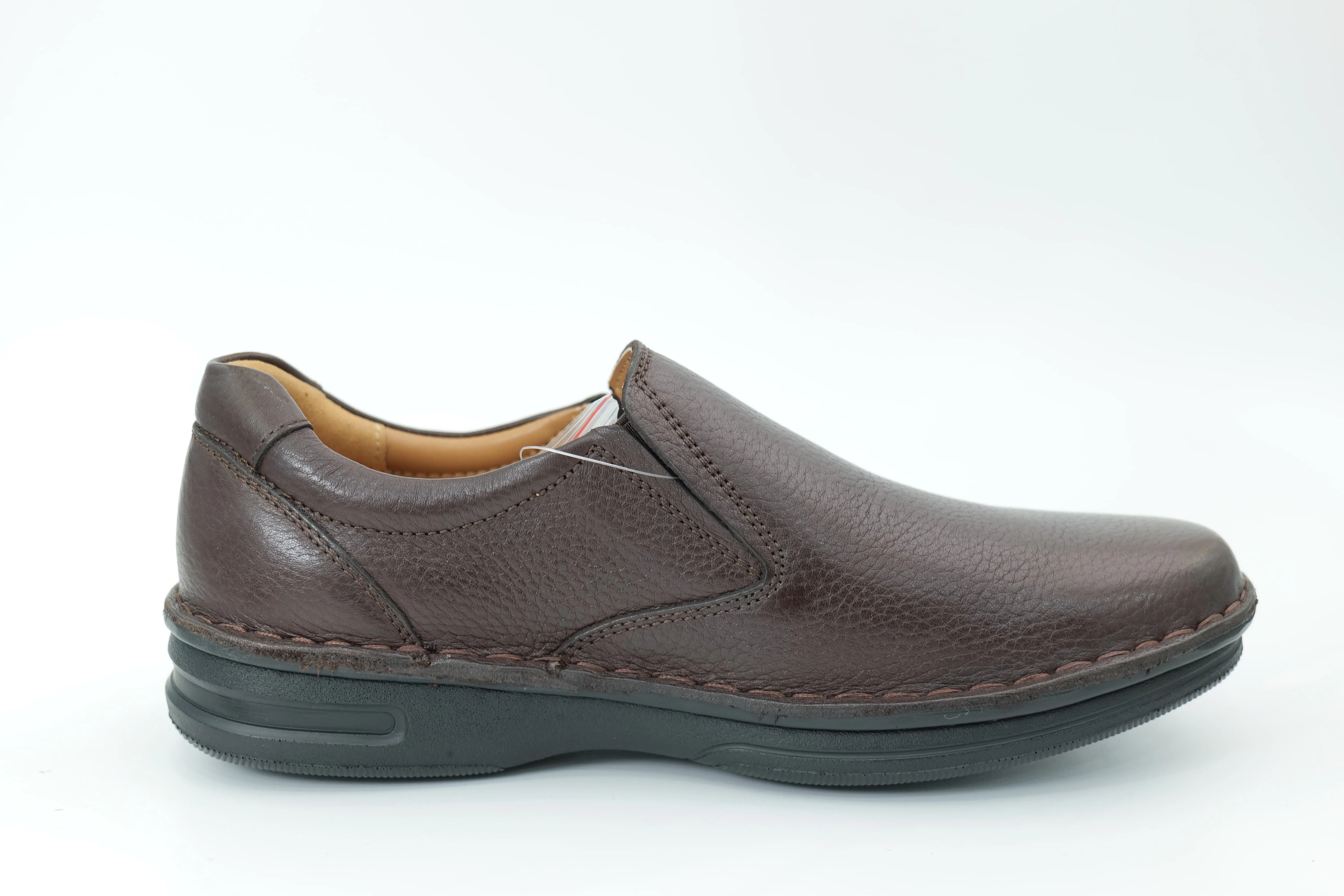 Casual shoes