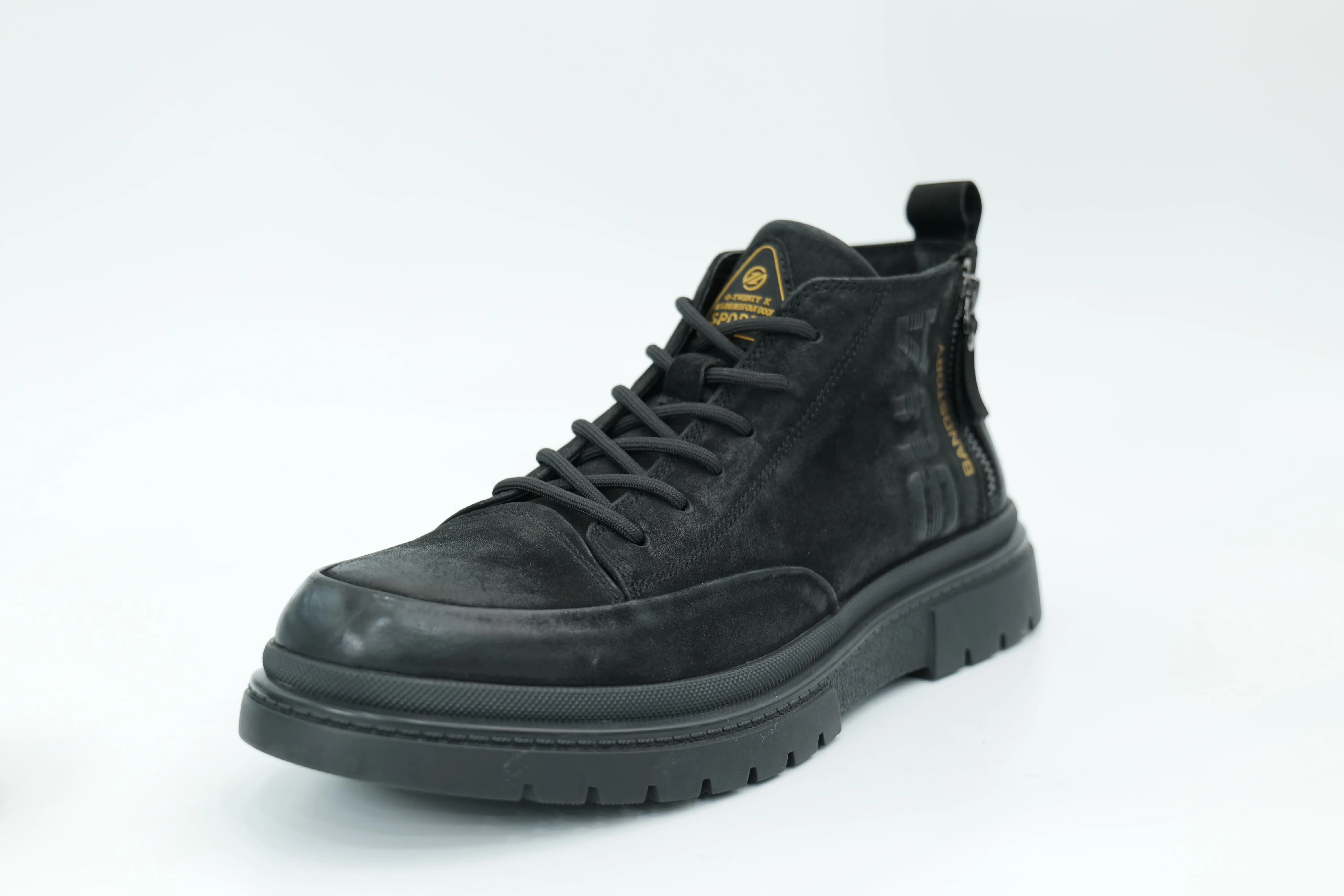 Casual shoes