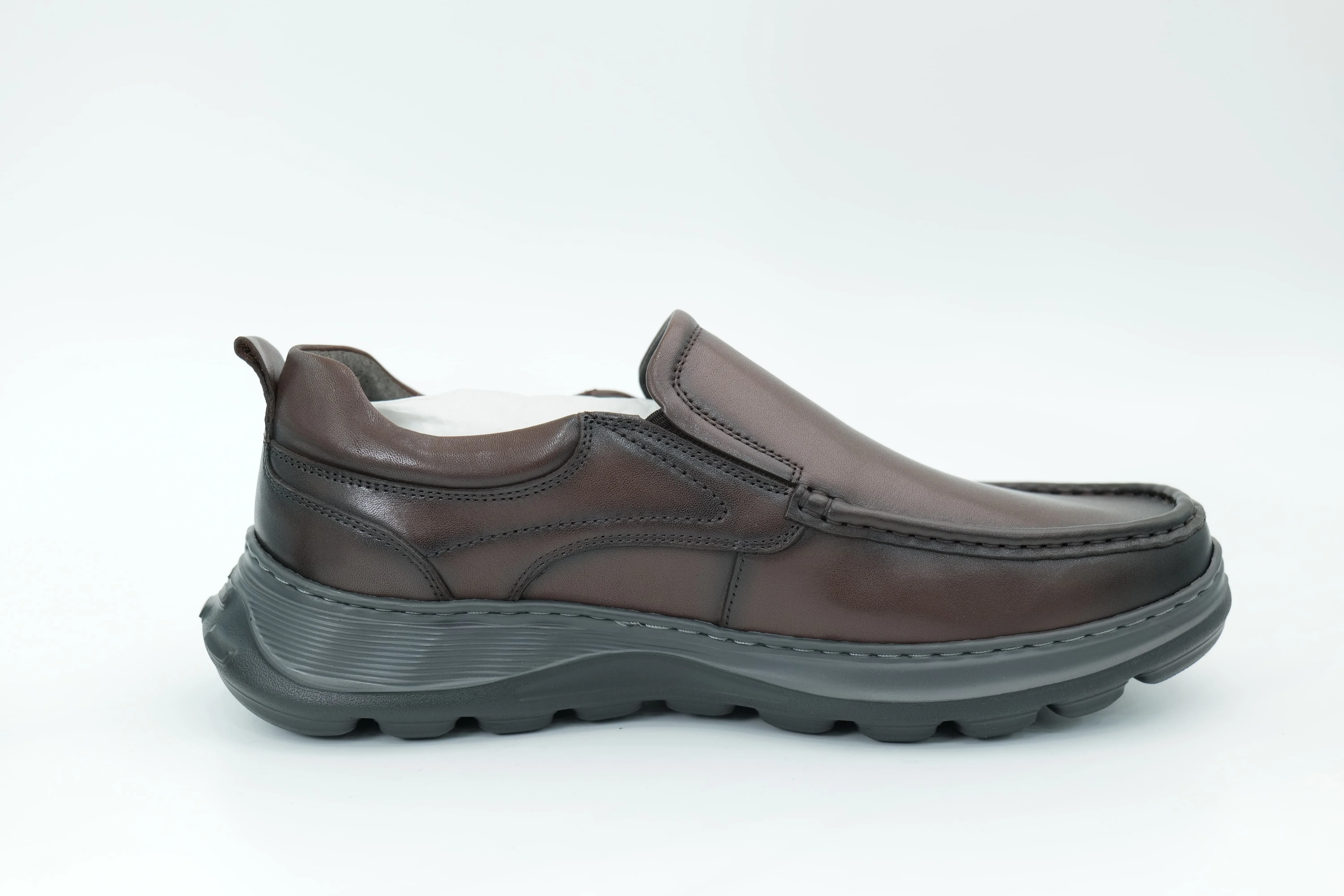 Casual shoes