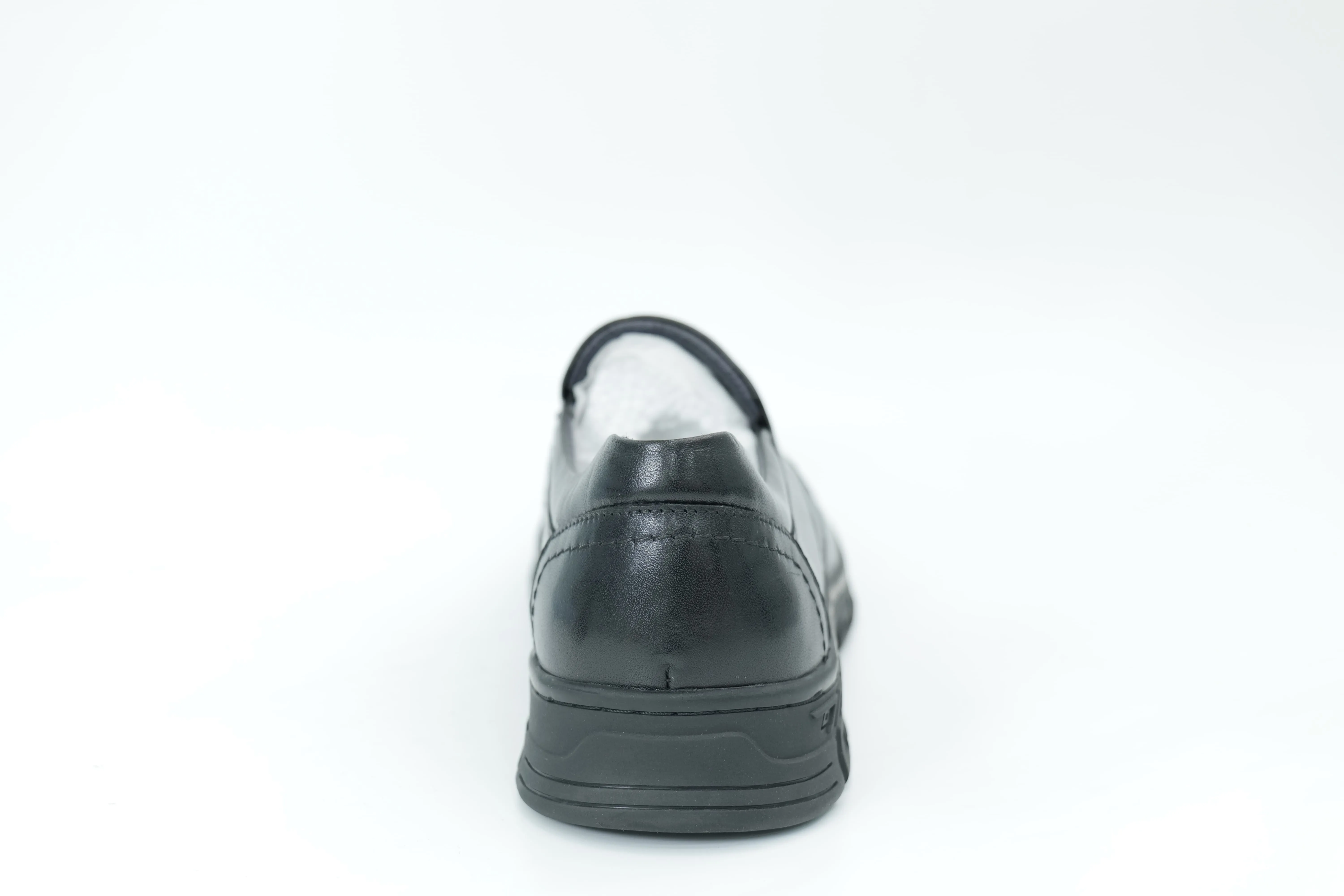 Casual shoes