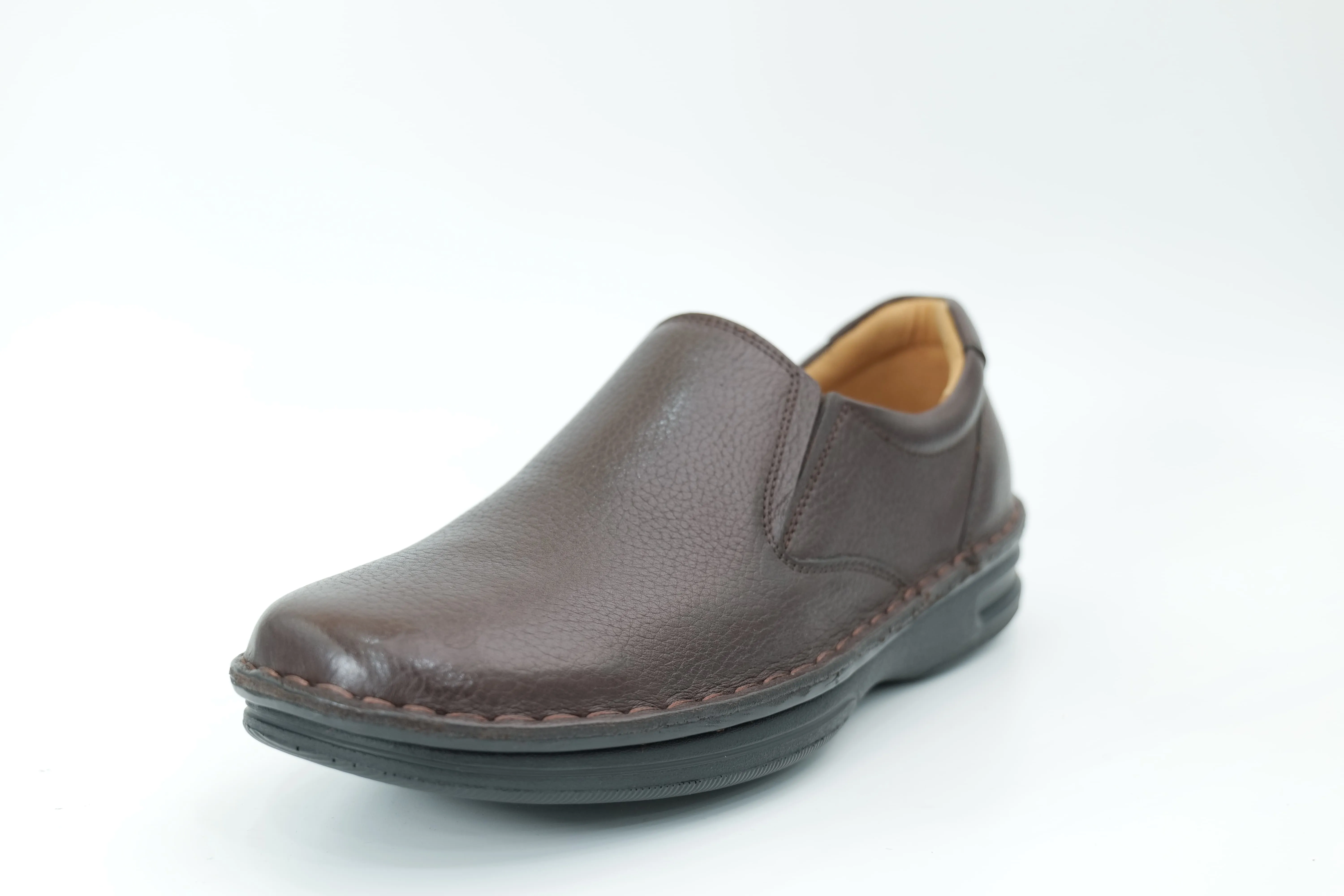 Casual shoes