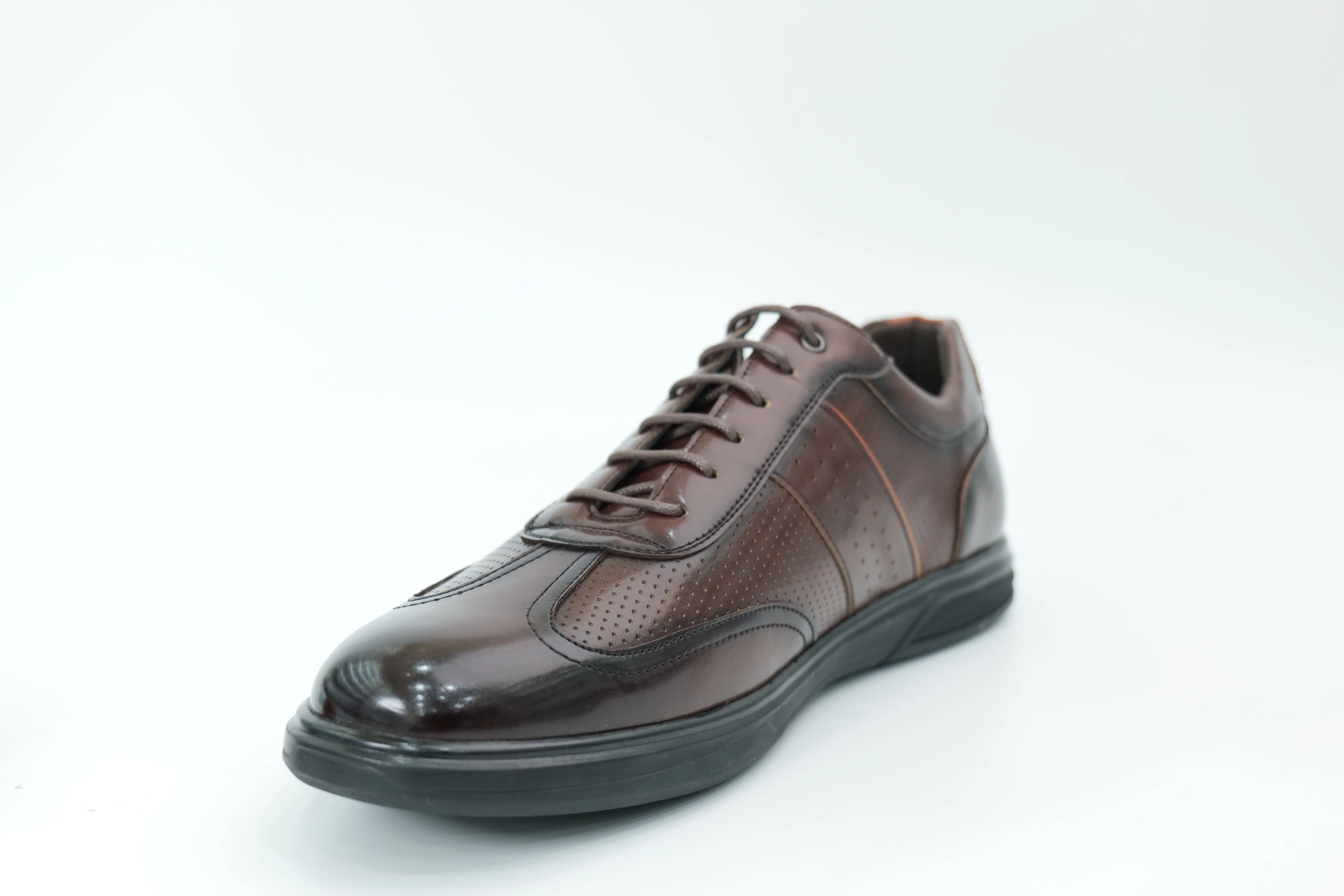 Casual shoes