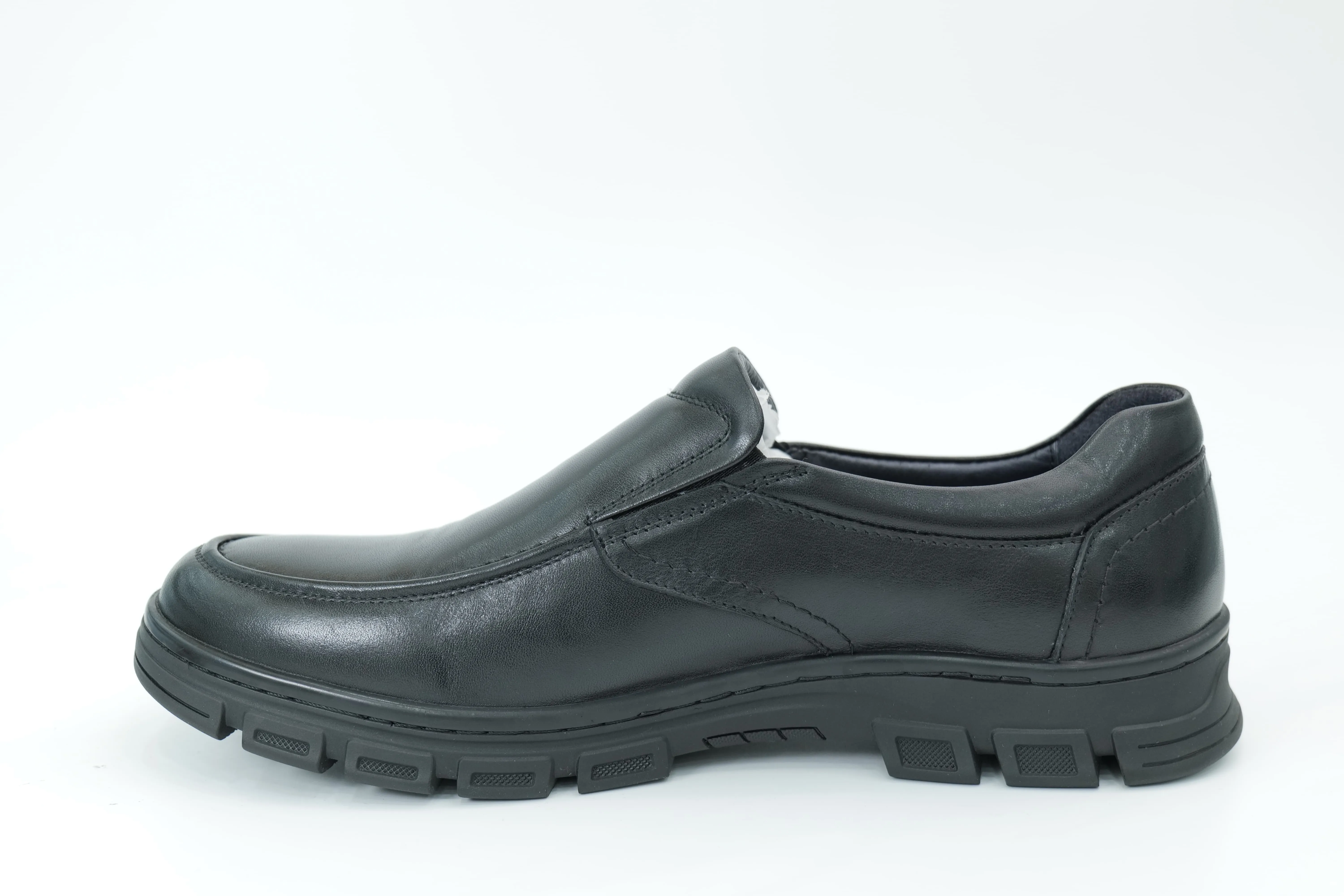 Casual shoes
