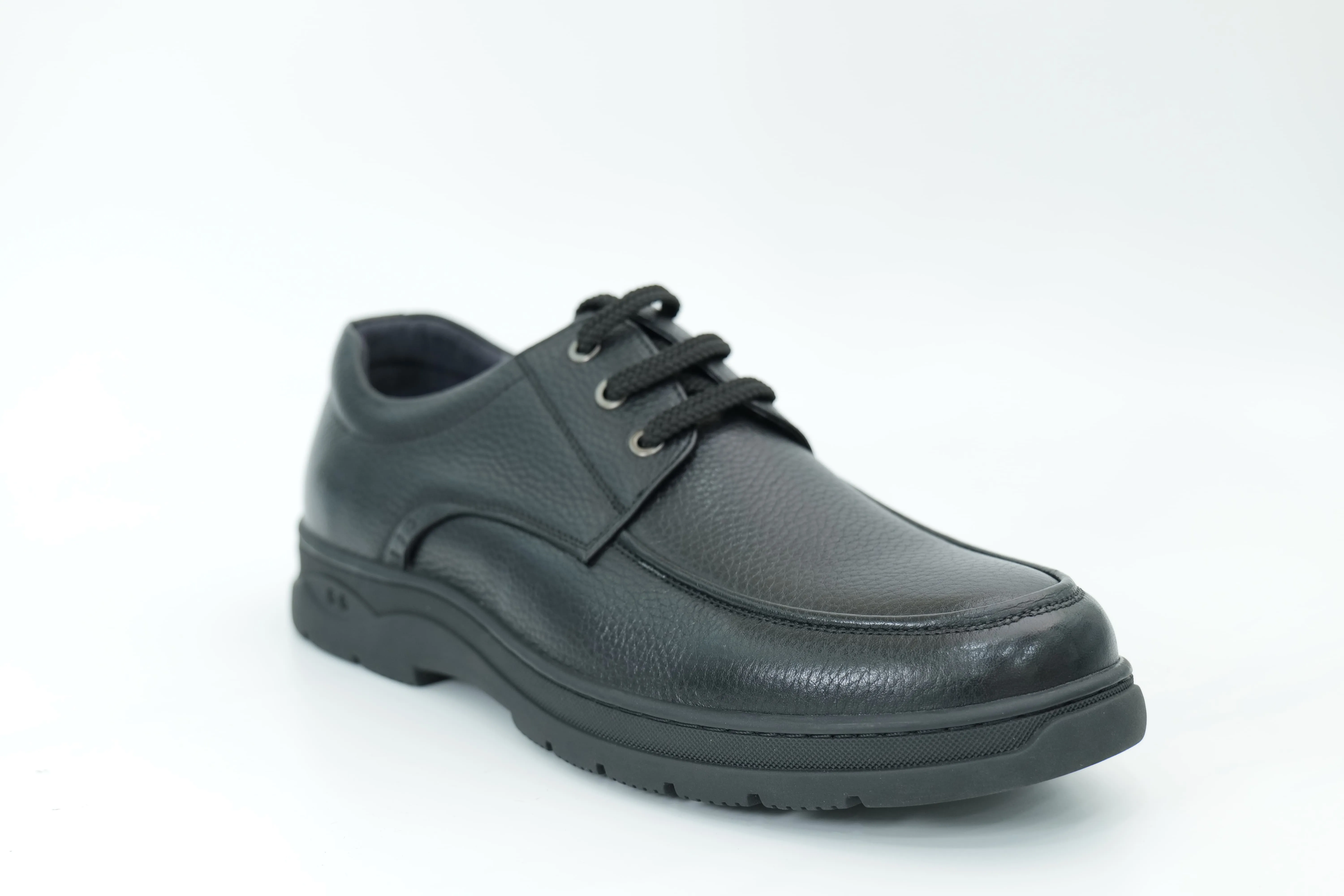 Casual shoes