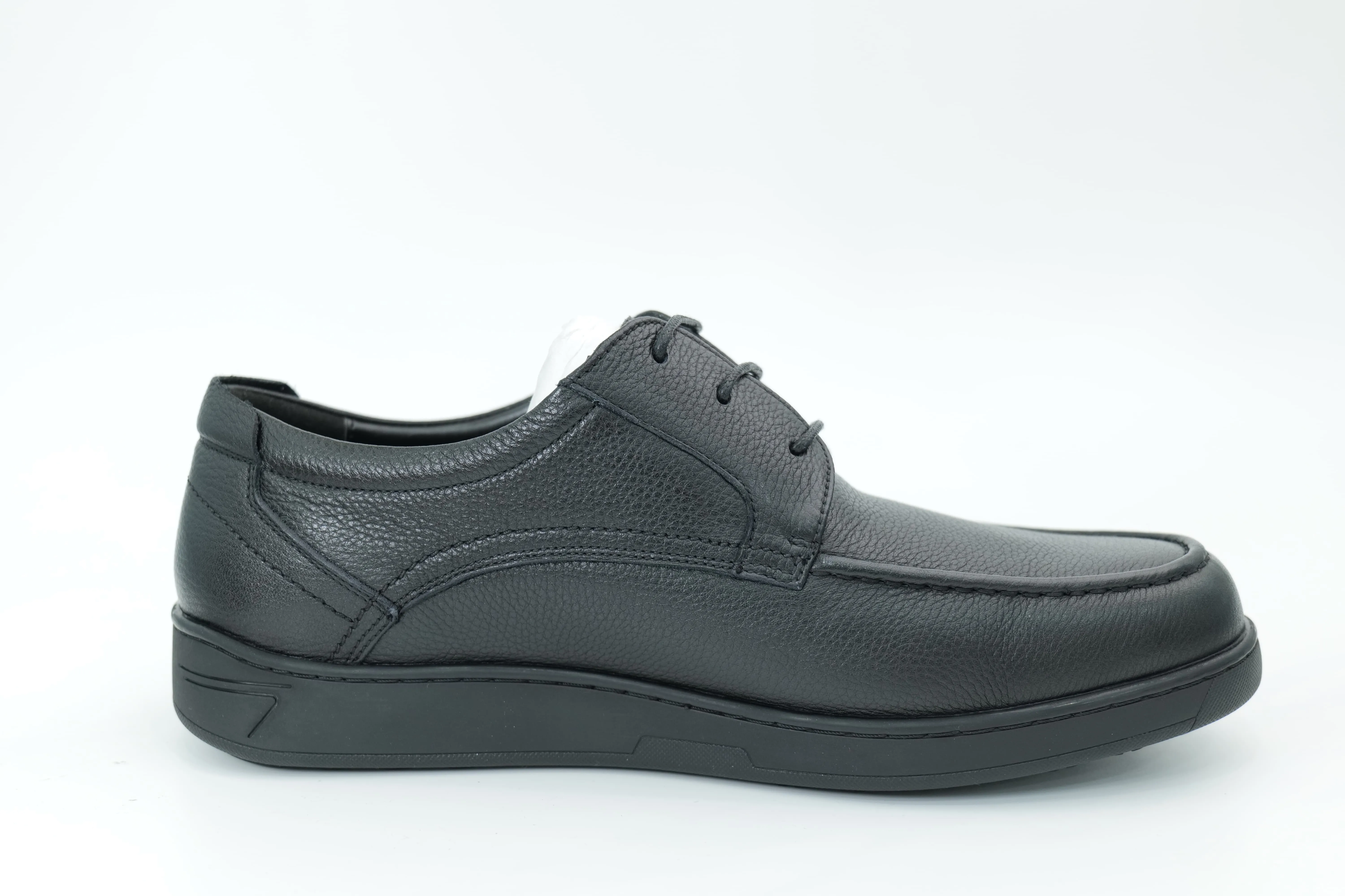 Casual shoes