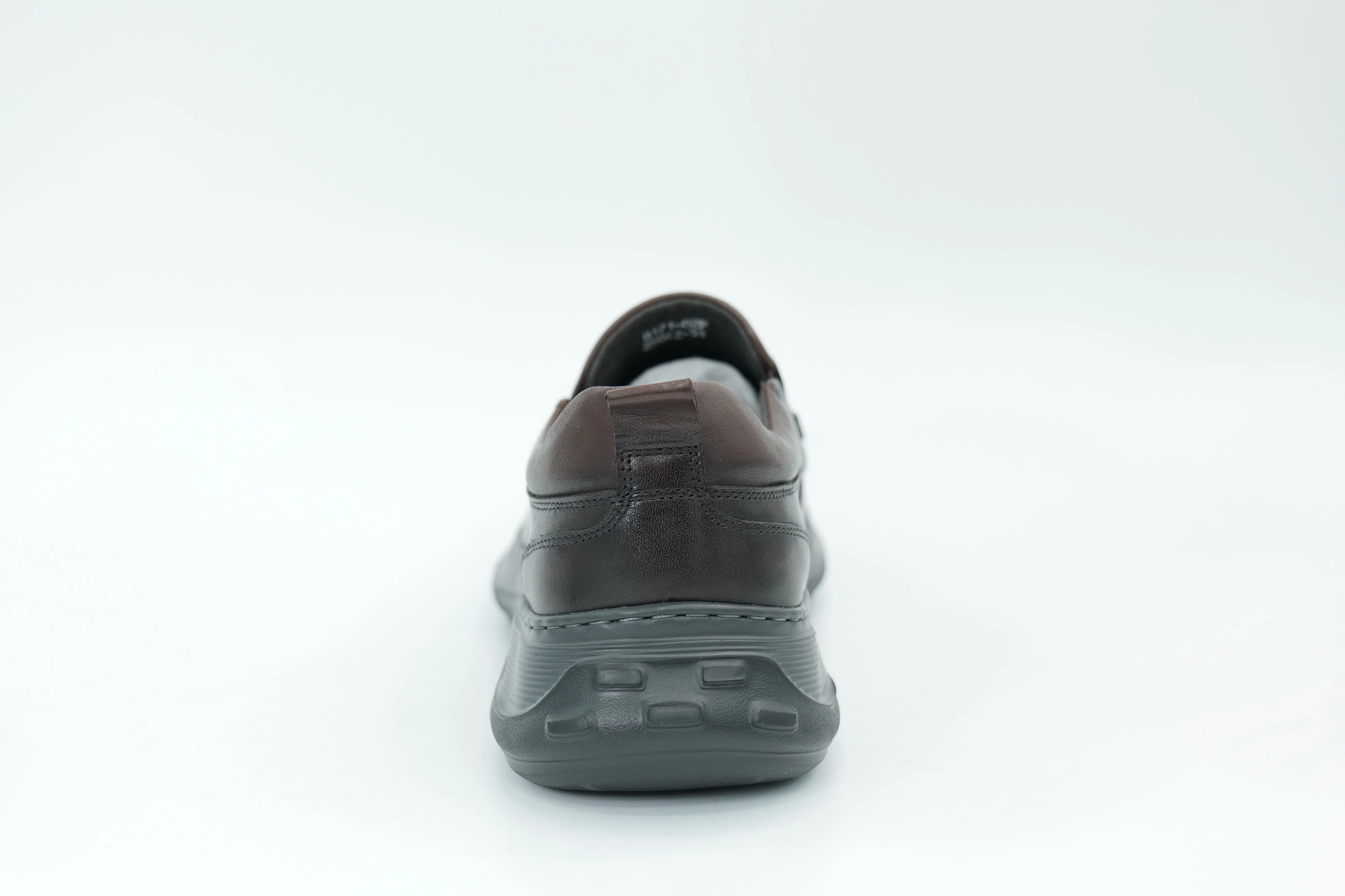 Casual shoes