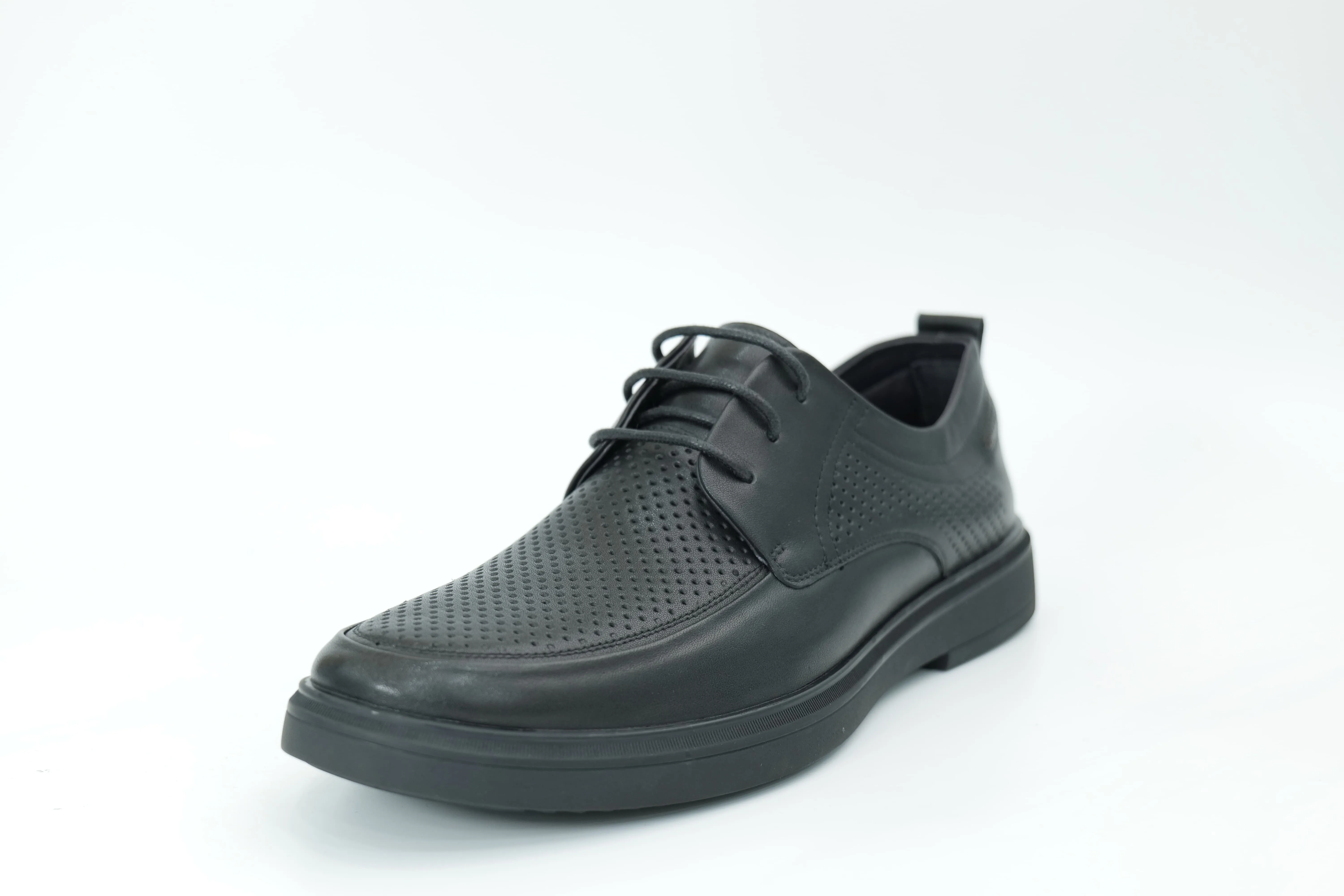 Casual shoes