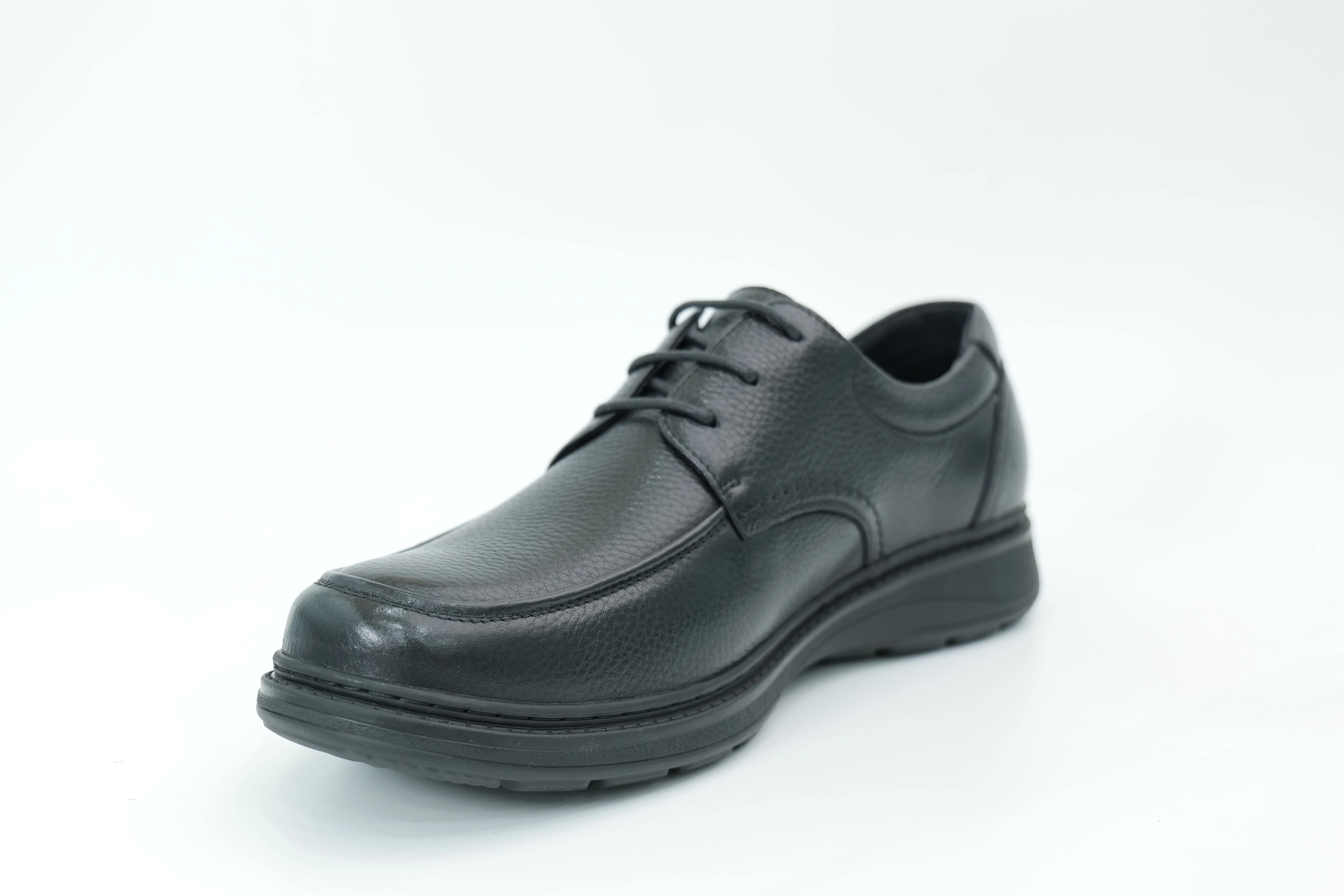 Casual shoes