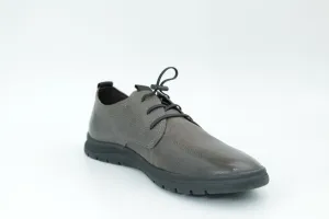 Casual shoes
