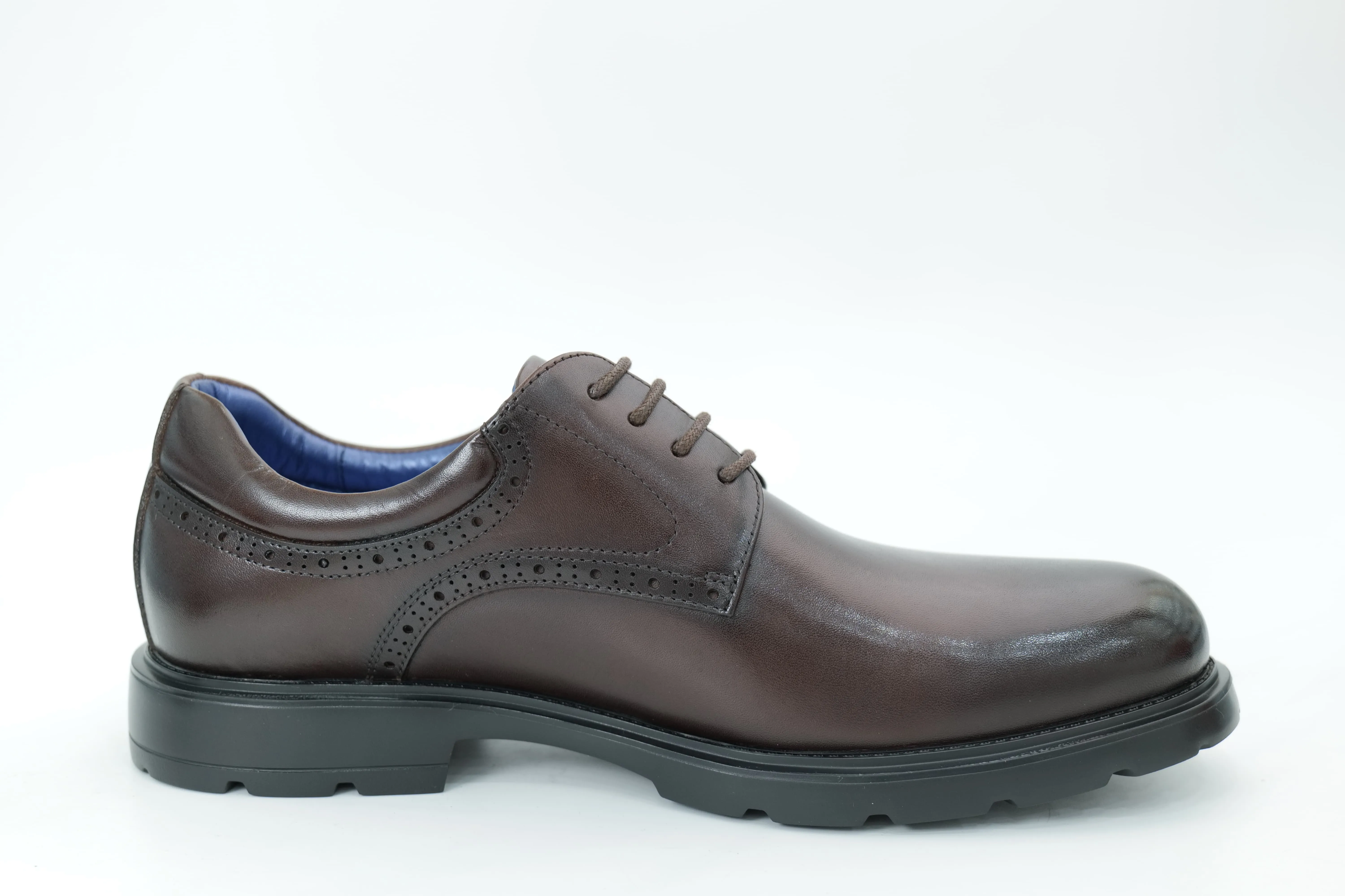 Casual shoes