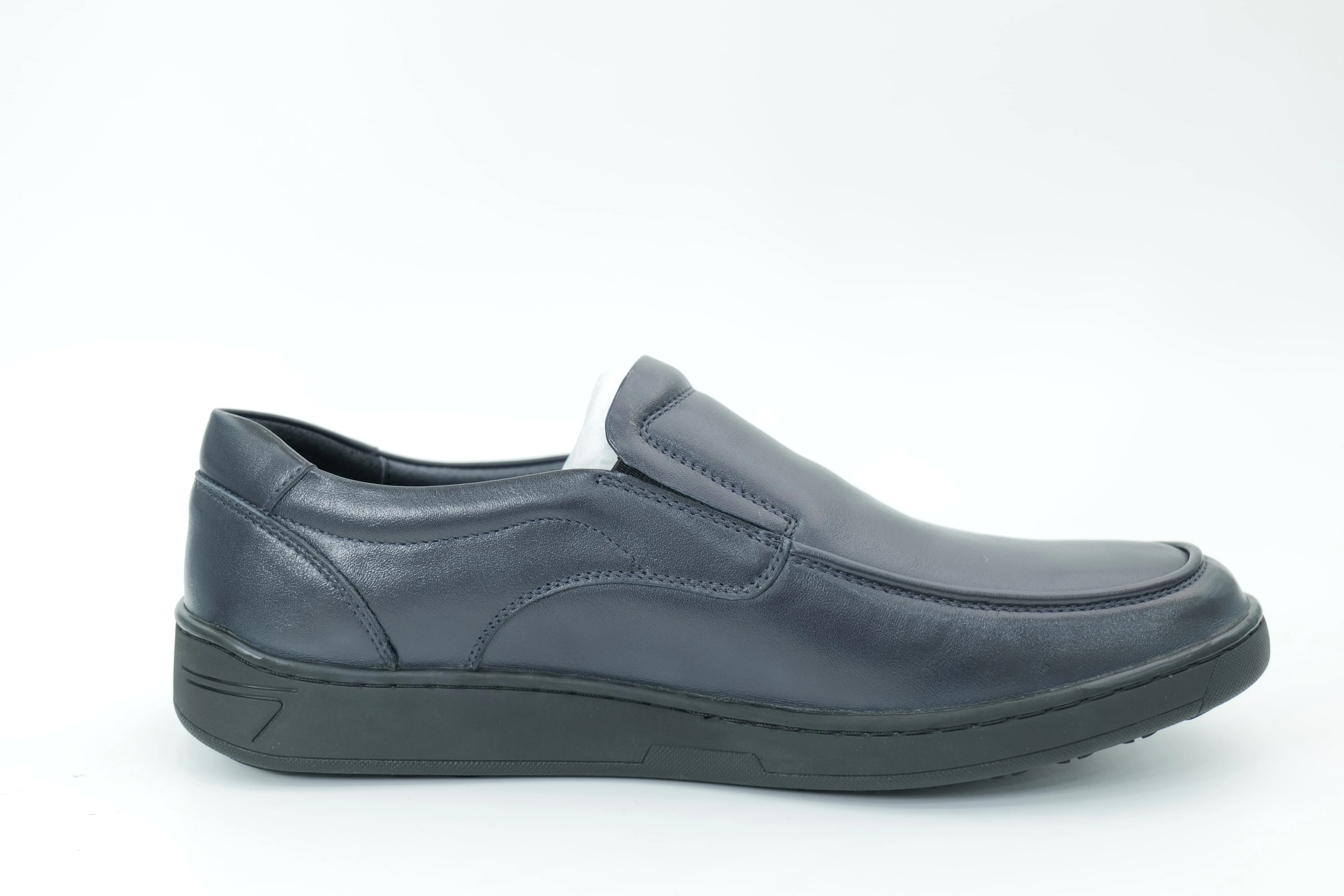 Casual shoes