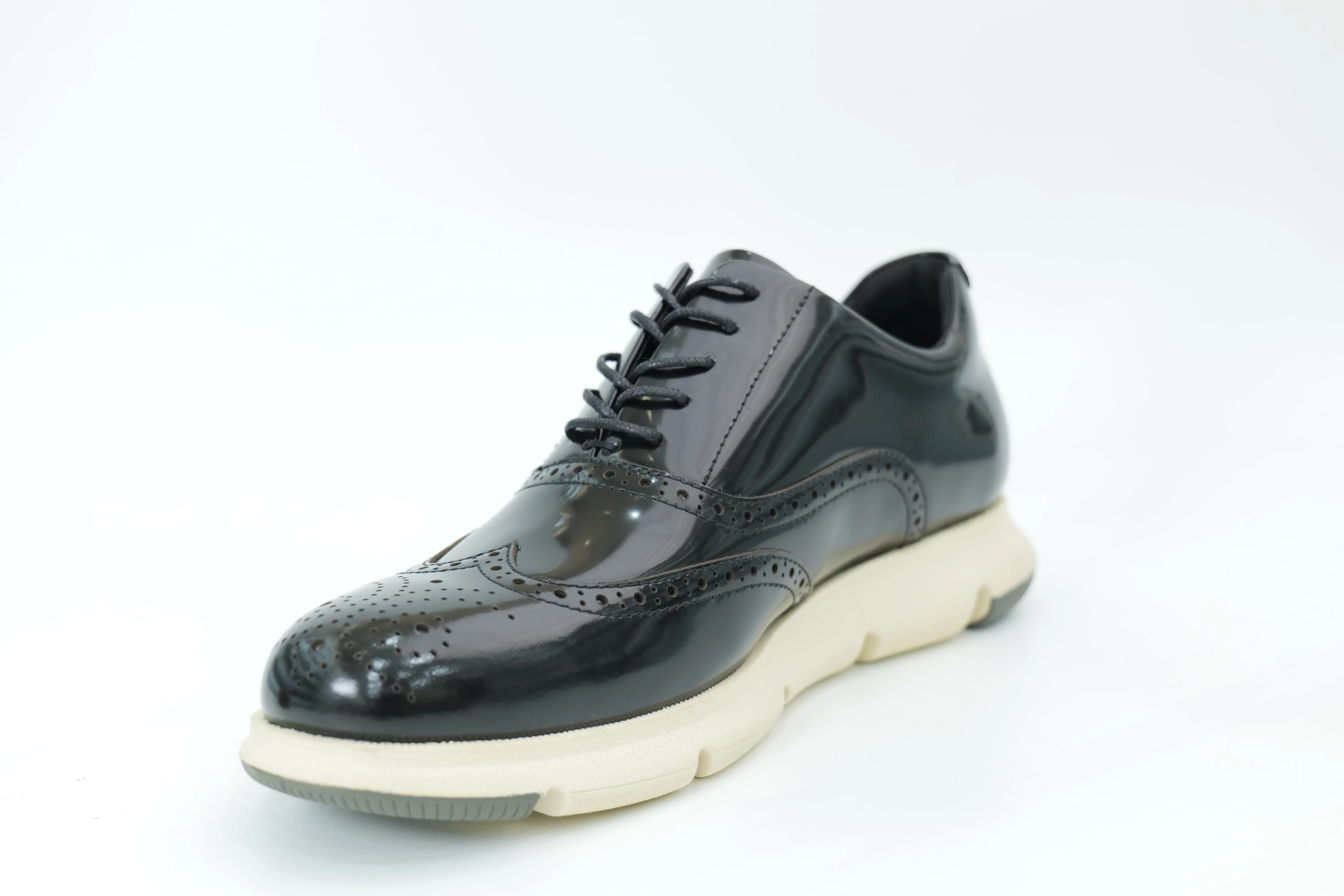 Casual shoes