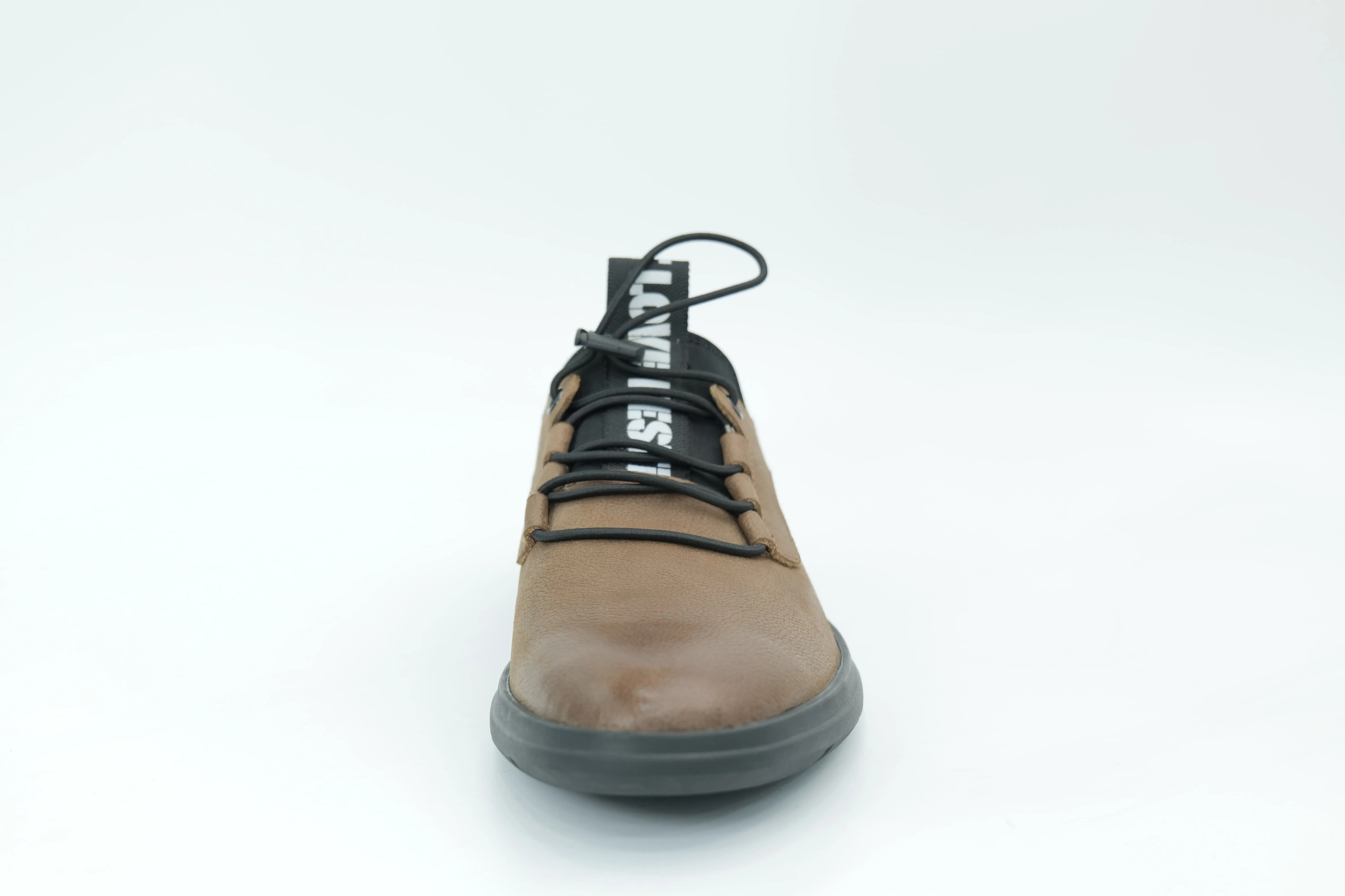 Casual shoes