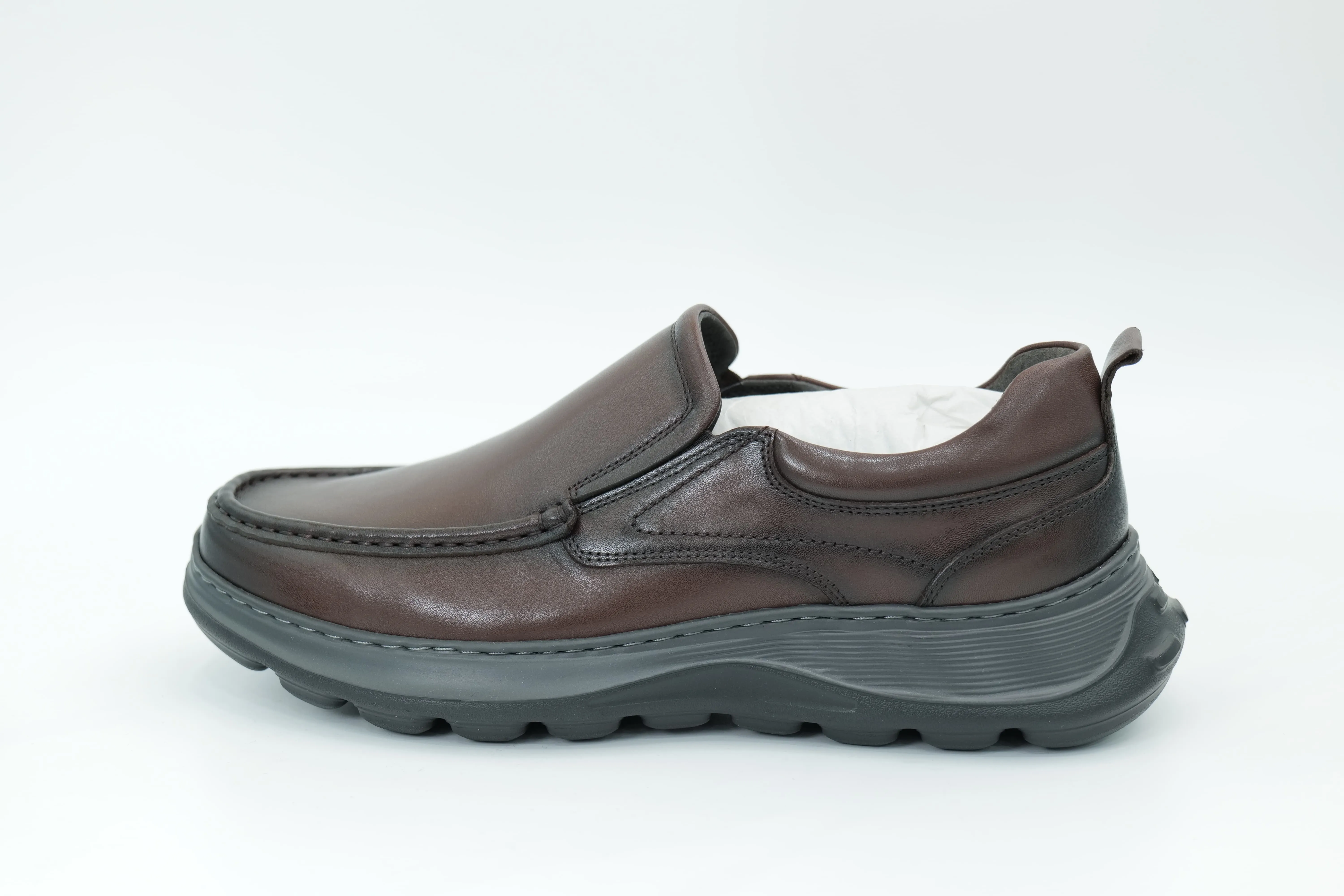 Casual shoes